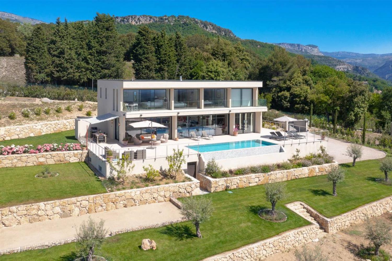 Villa de vacances en Provence avec piscine privée à débordement