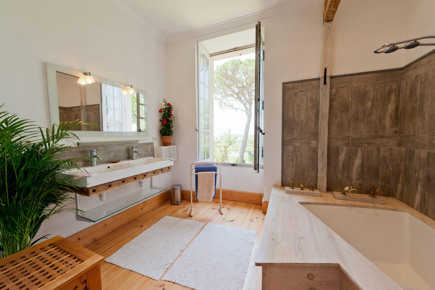 Salle de bain | Maison de vacances dans le Tarn