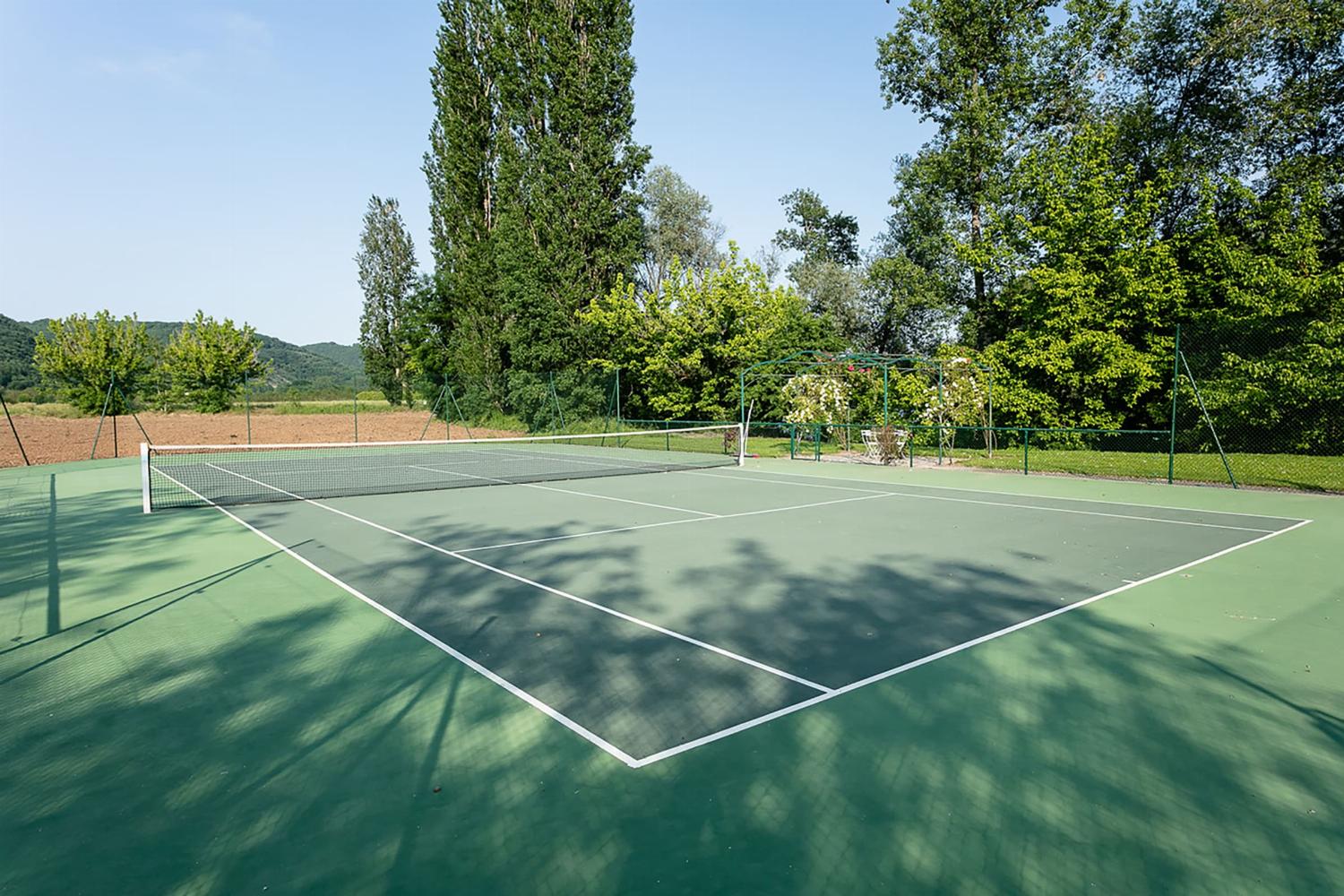 Terrain de tennis privé
