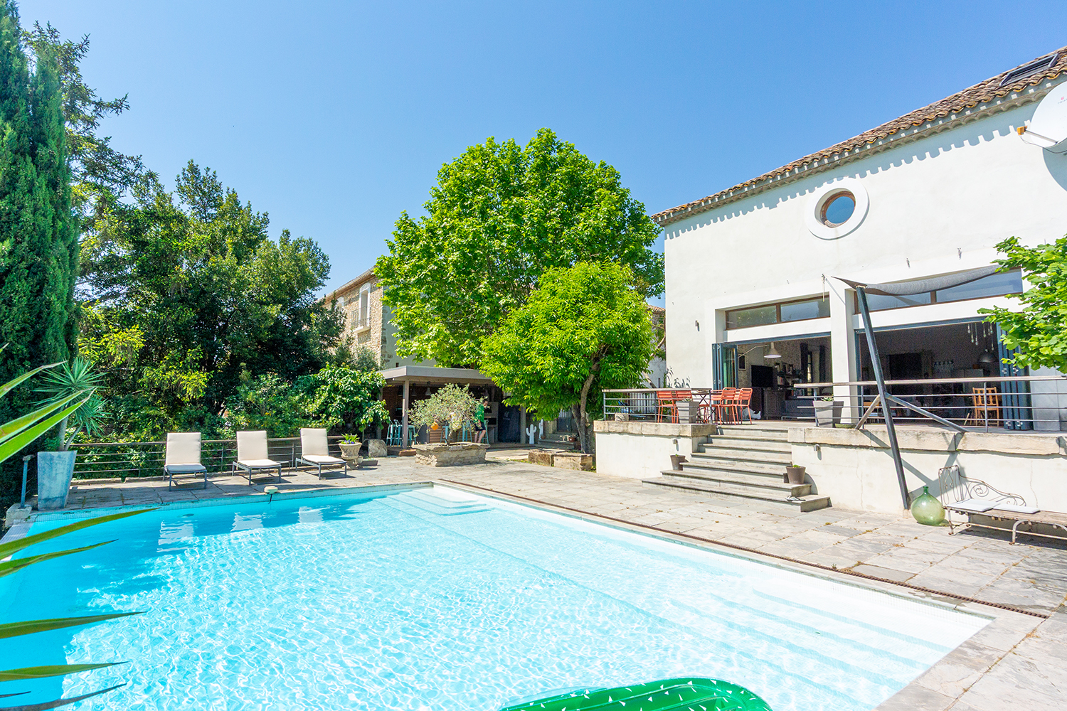 Maison de vacances à Saint-Marcel-sur-Aude avec piscine privée à débordement