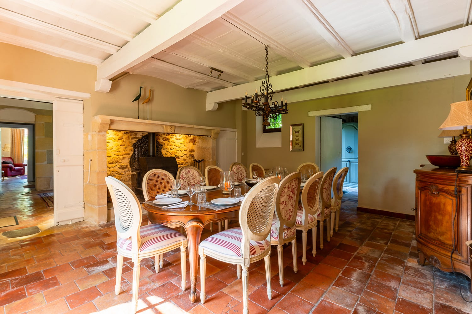 Salle à manger | Maison à louer en Nouvelle-Aquitaine