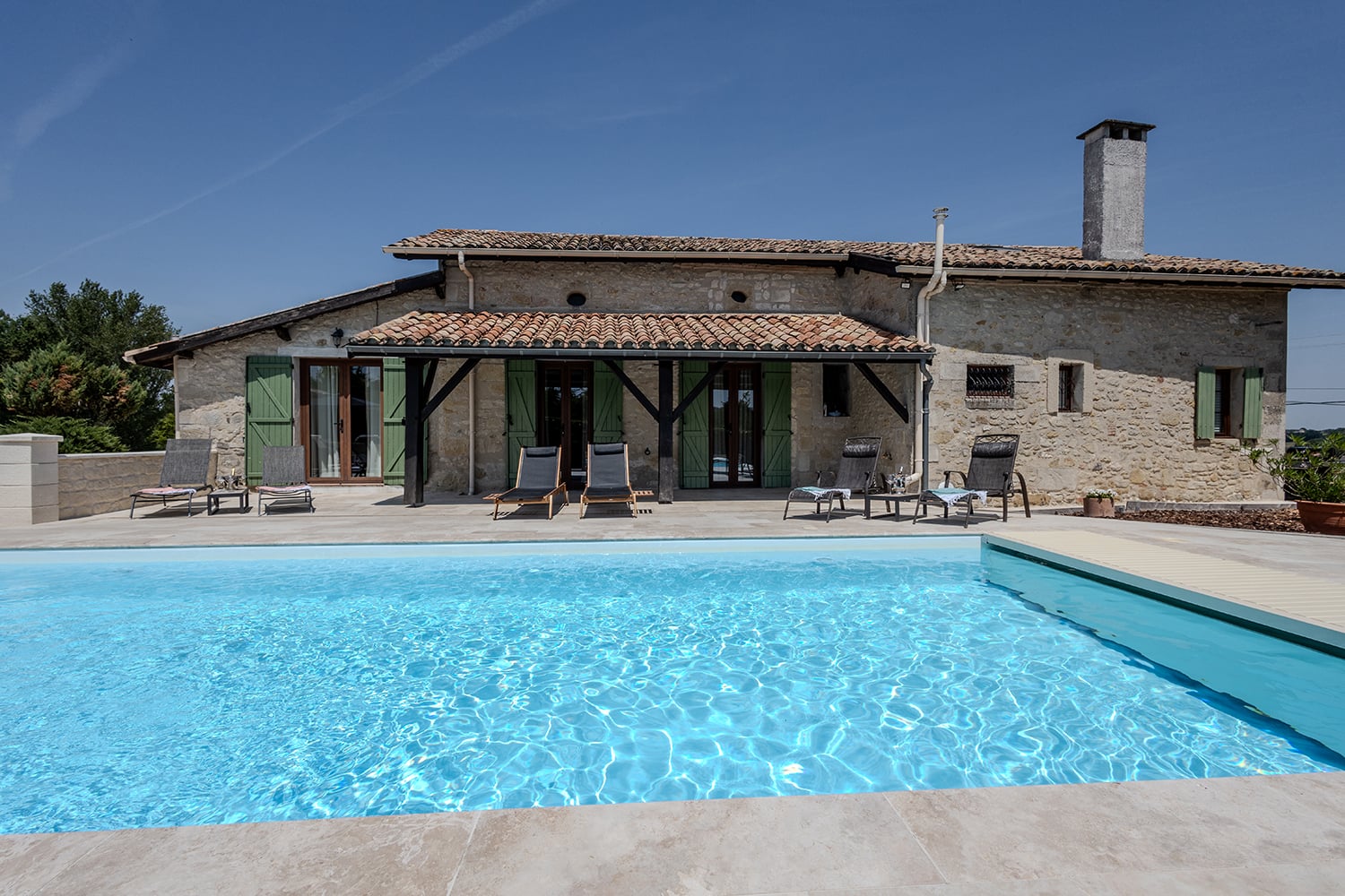 Rental home in Nouvelle-Aquitaine with private heated pool Rental home in Nouvelle-Aquitaine with private heated pool