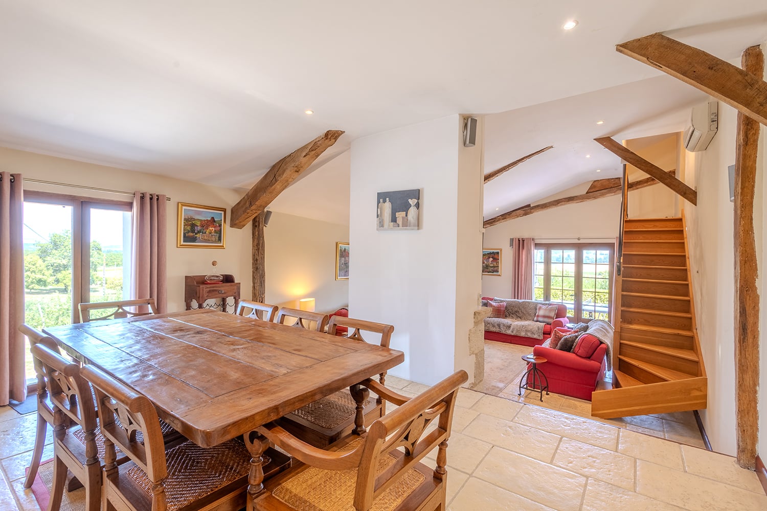 Salle à manger | Maison à louer en Nouvelle-Aquitaine