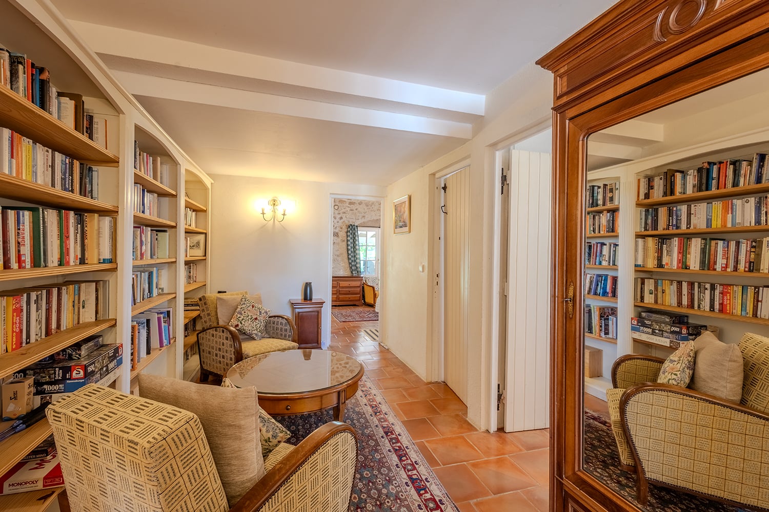 Bibliothèque | Maison de vacances à Juillac