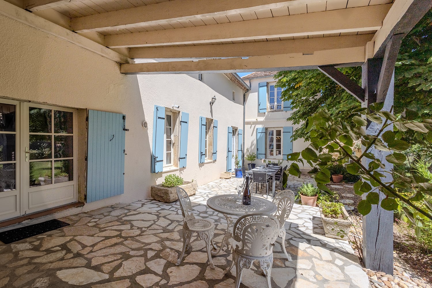 Terrasse ombragée