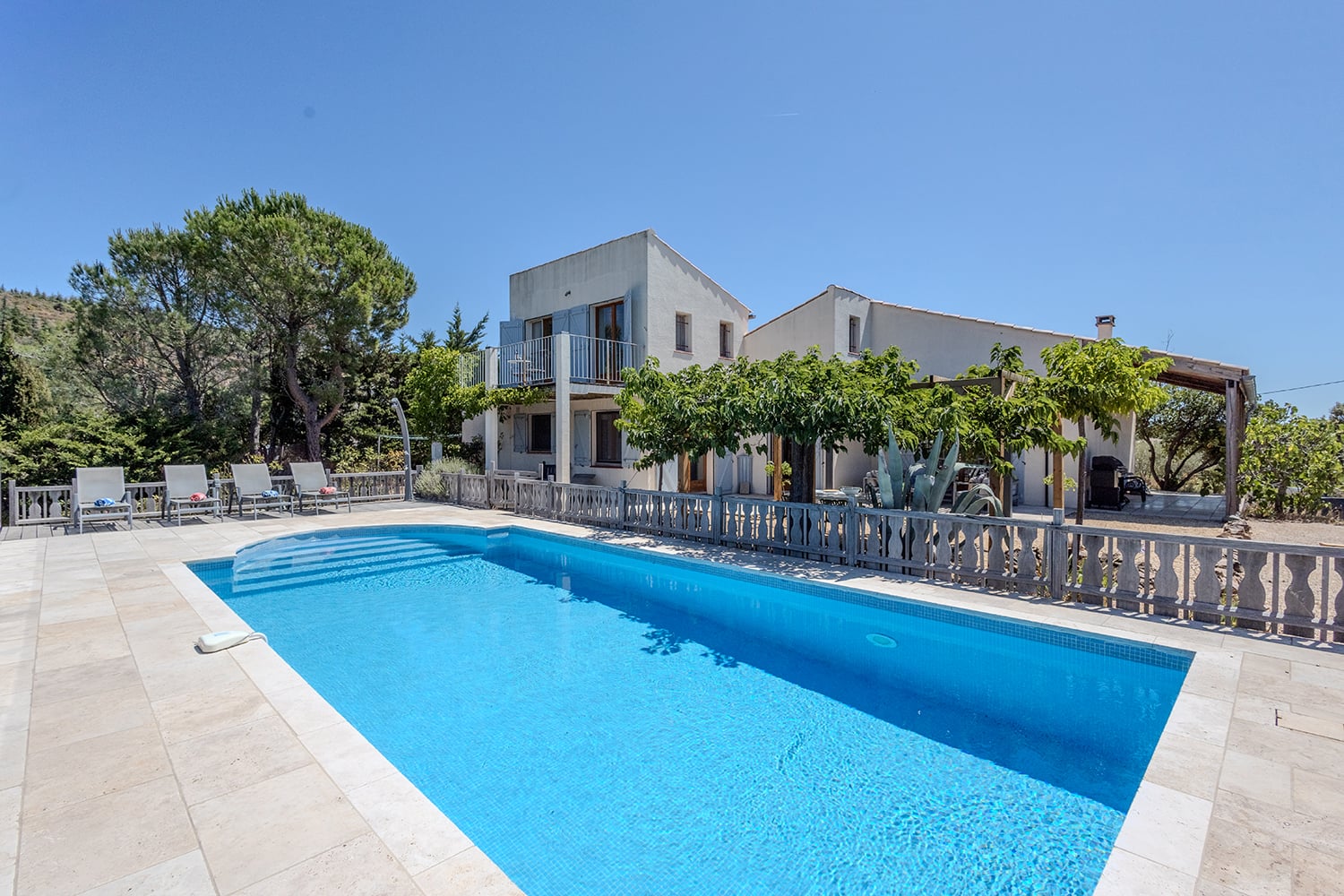 Villa de vacances à Félines-Minervois avec piscine privée