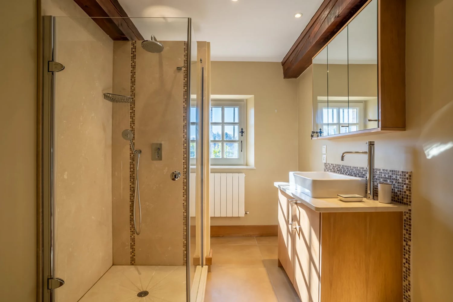 Salle de bain | Maison dans la cour