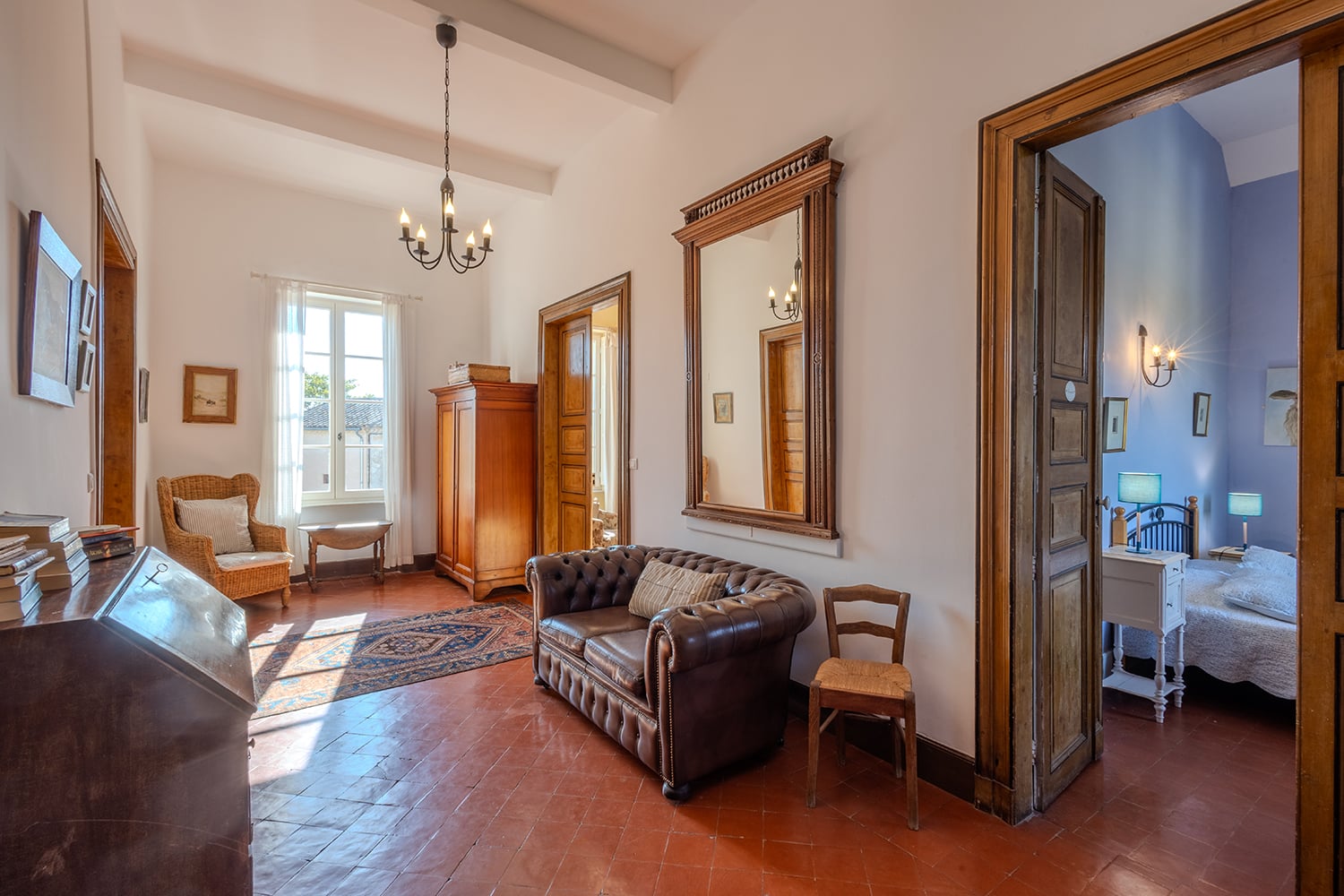 Couloir du 1er étage Couloir du 1er étage