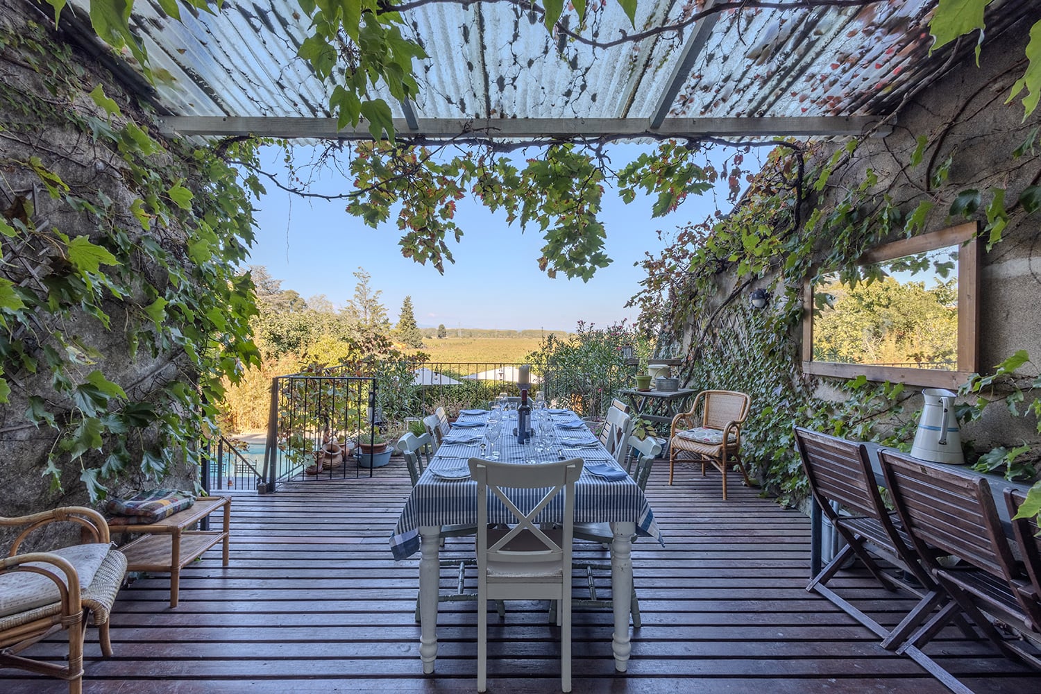 Terrasse de salle à manger au 1er étage Terrasse de salle à manger au 1er étage