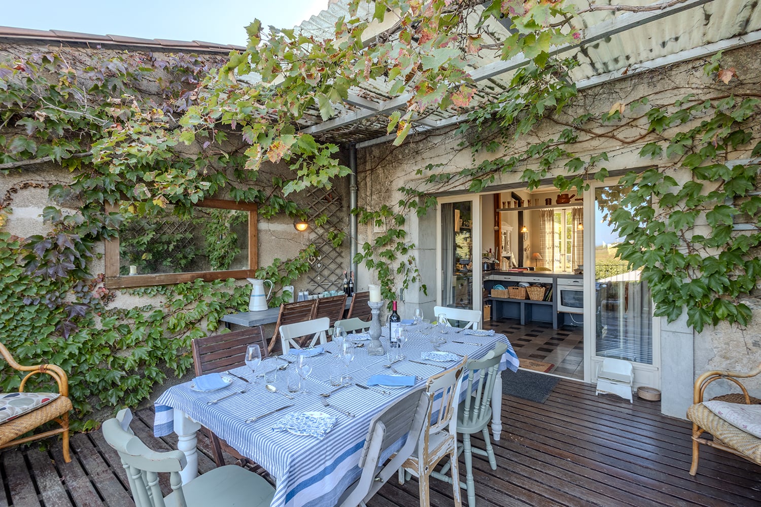 Terrasse de salle à manger au 1er étage Terrasse de salle à manger au 1er étage