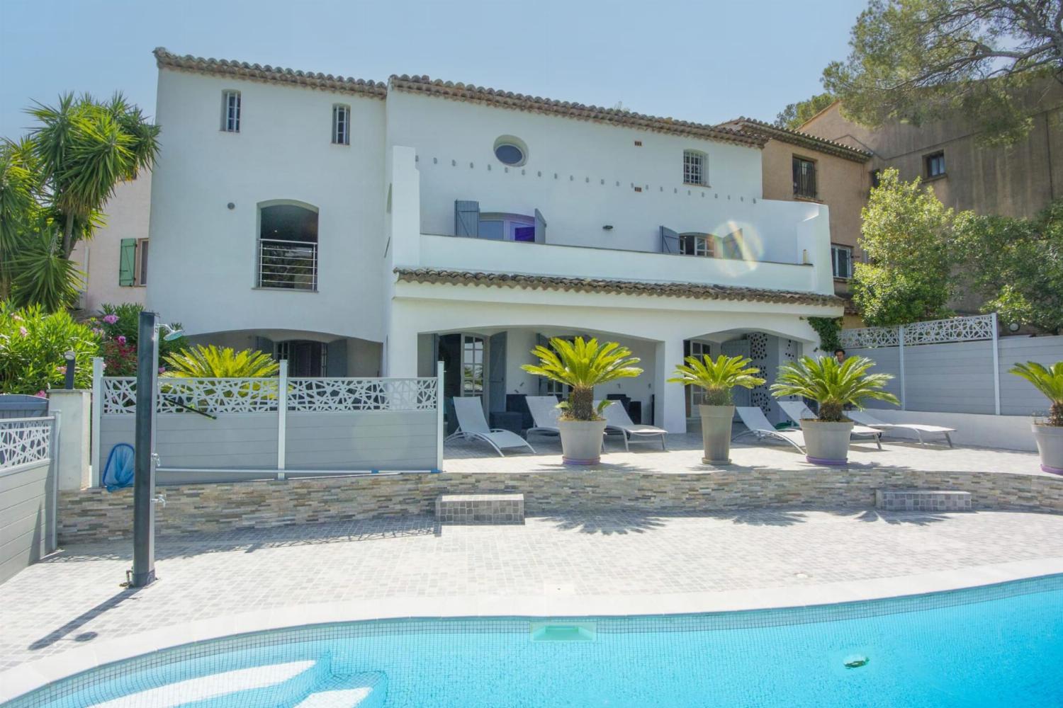 Provence holiday accommodation with private pool Provence holiday accommodation with private pool