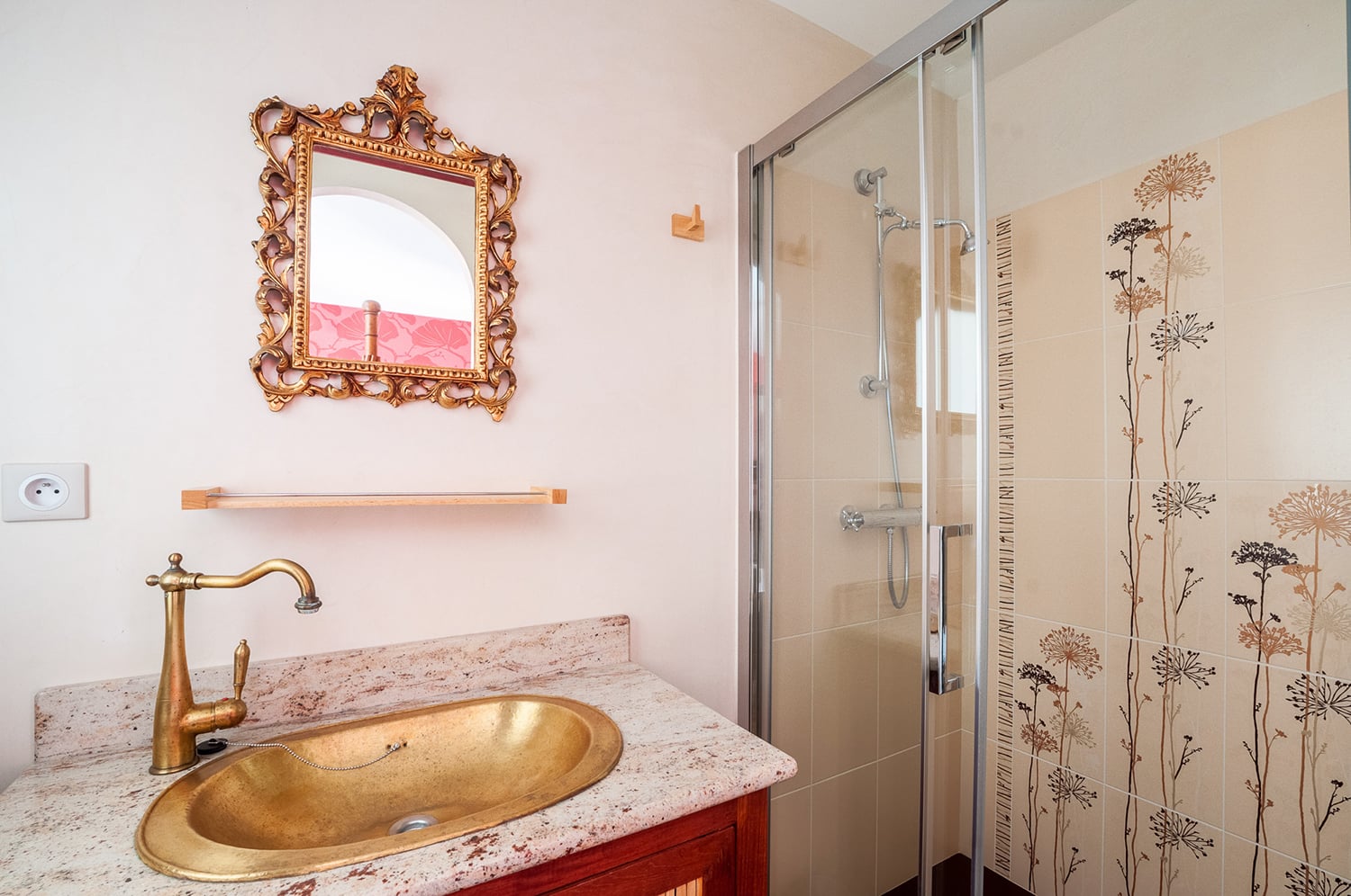 Salle de bain | Maison de vacances à Gontaud-de-Nogaret
