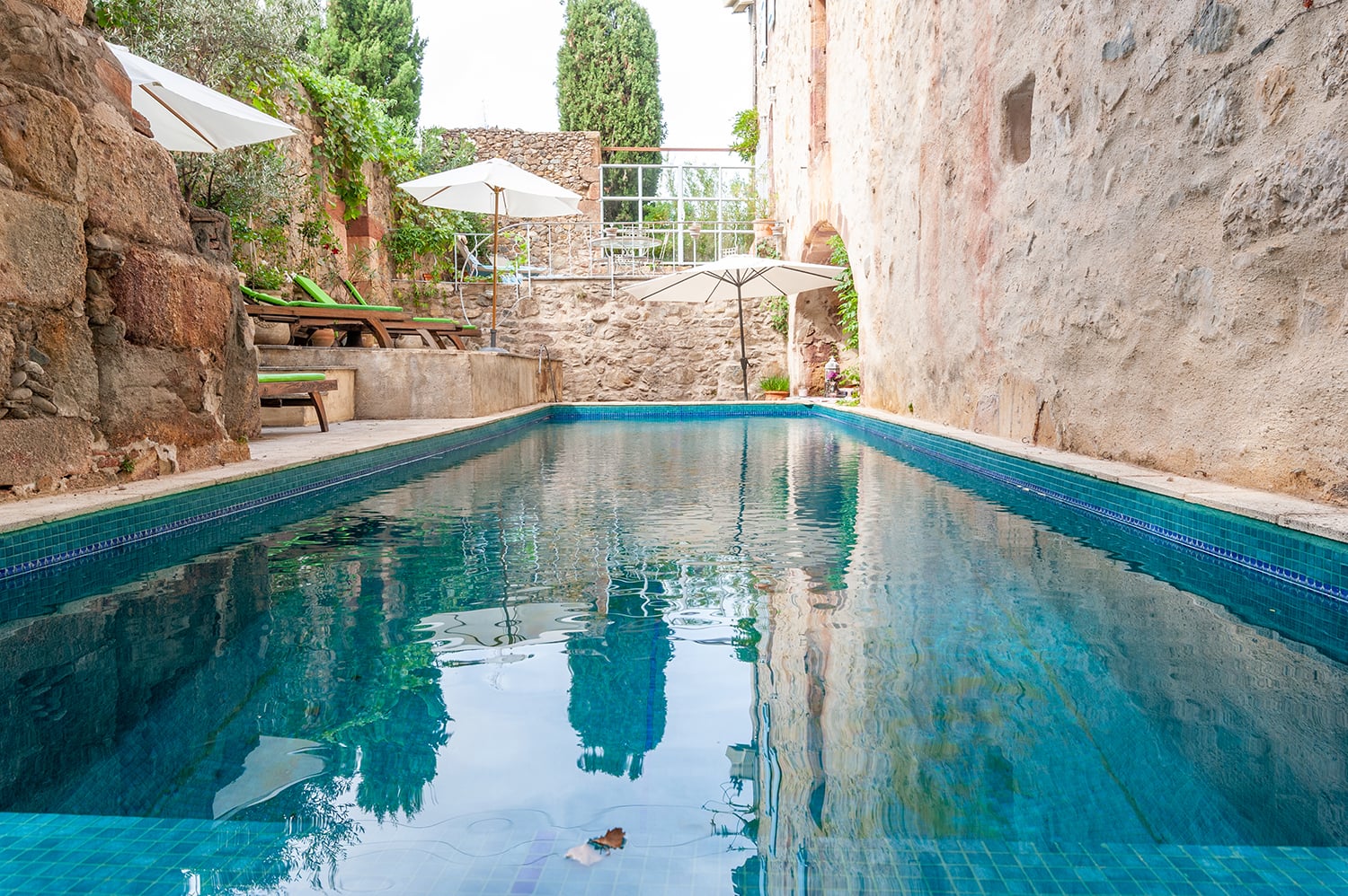 Piscine privée à débordement