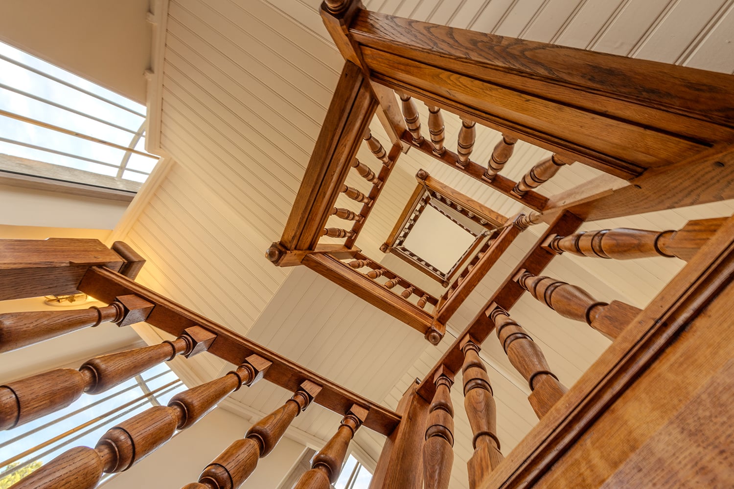 Escaliers | Château de vacances à Olonzac