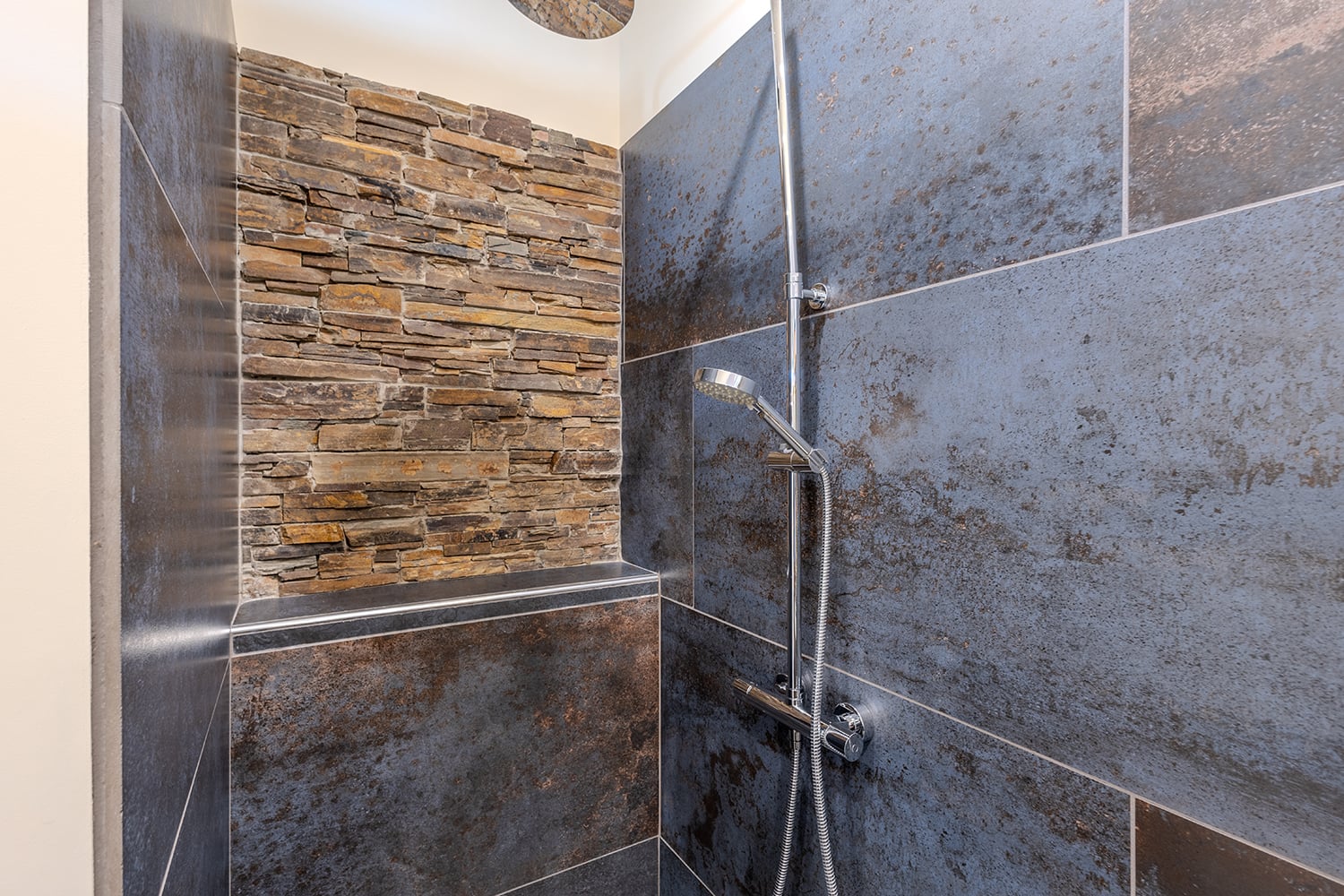 Salle de bain | Maison de vacances à Le Somail