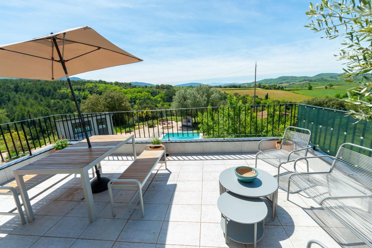 Terrasse du 1er étage | Maison de vacances en Occitanie