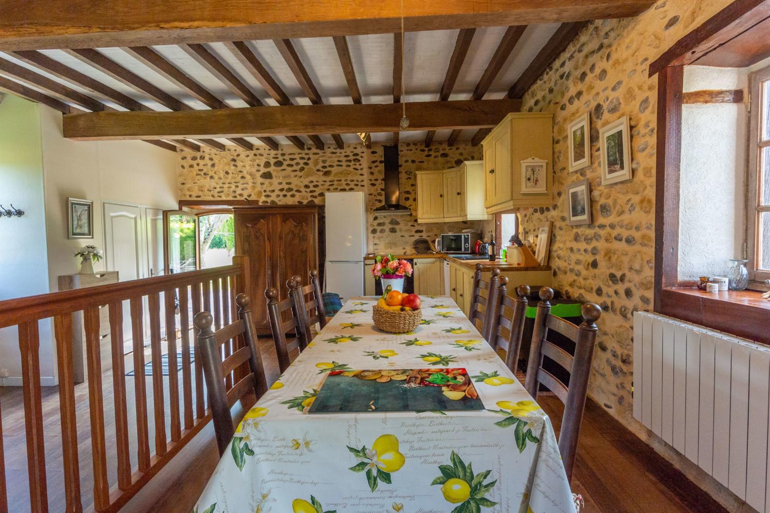 Salle à manger | Maison de vacances dans les Pyrénées-Atlantiques