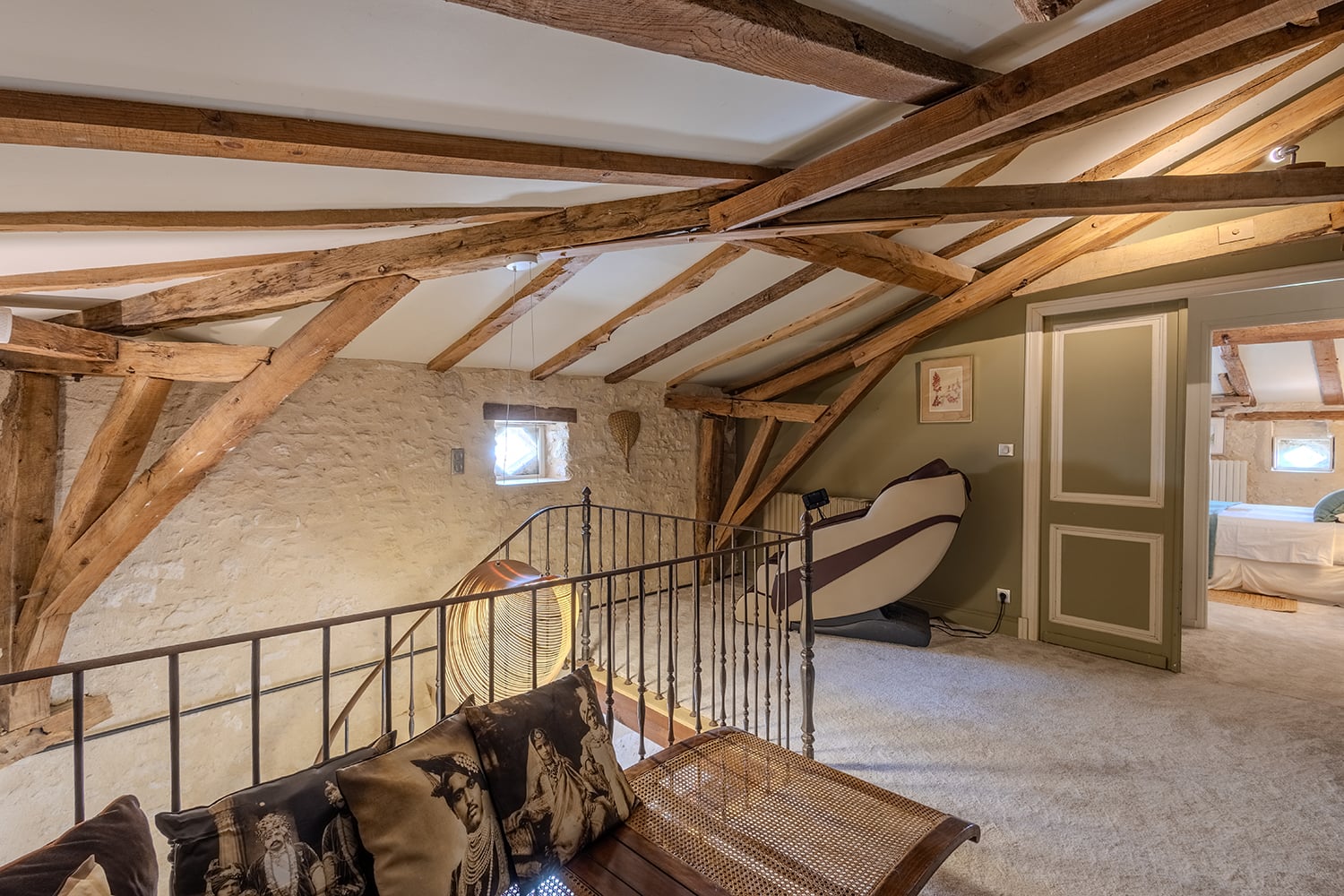 Couloir du 1er étage | Maison à louer à Duras