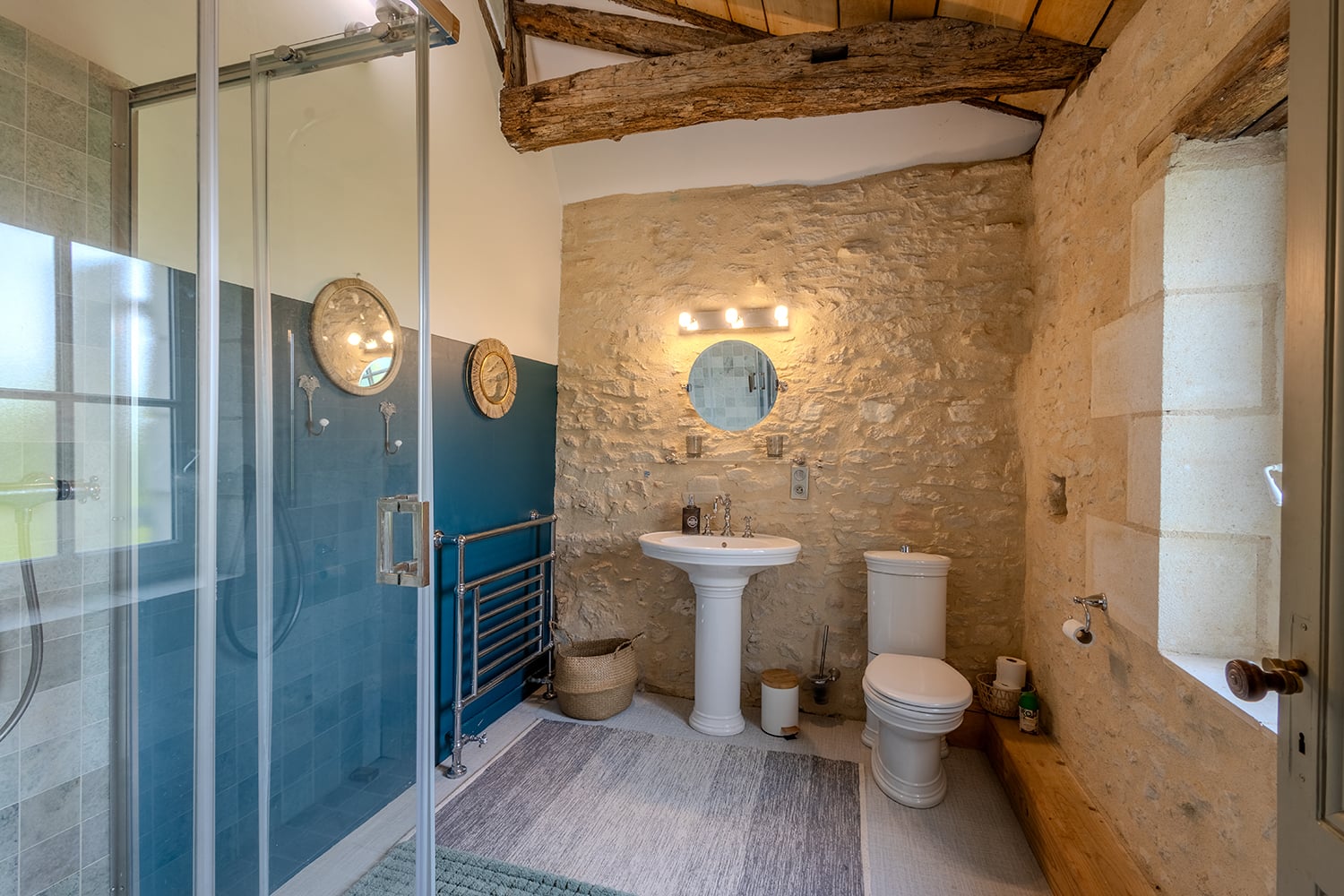 Salle de bain | Maison à louer à Duras