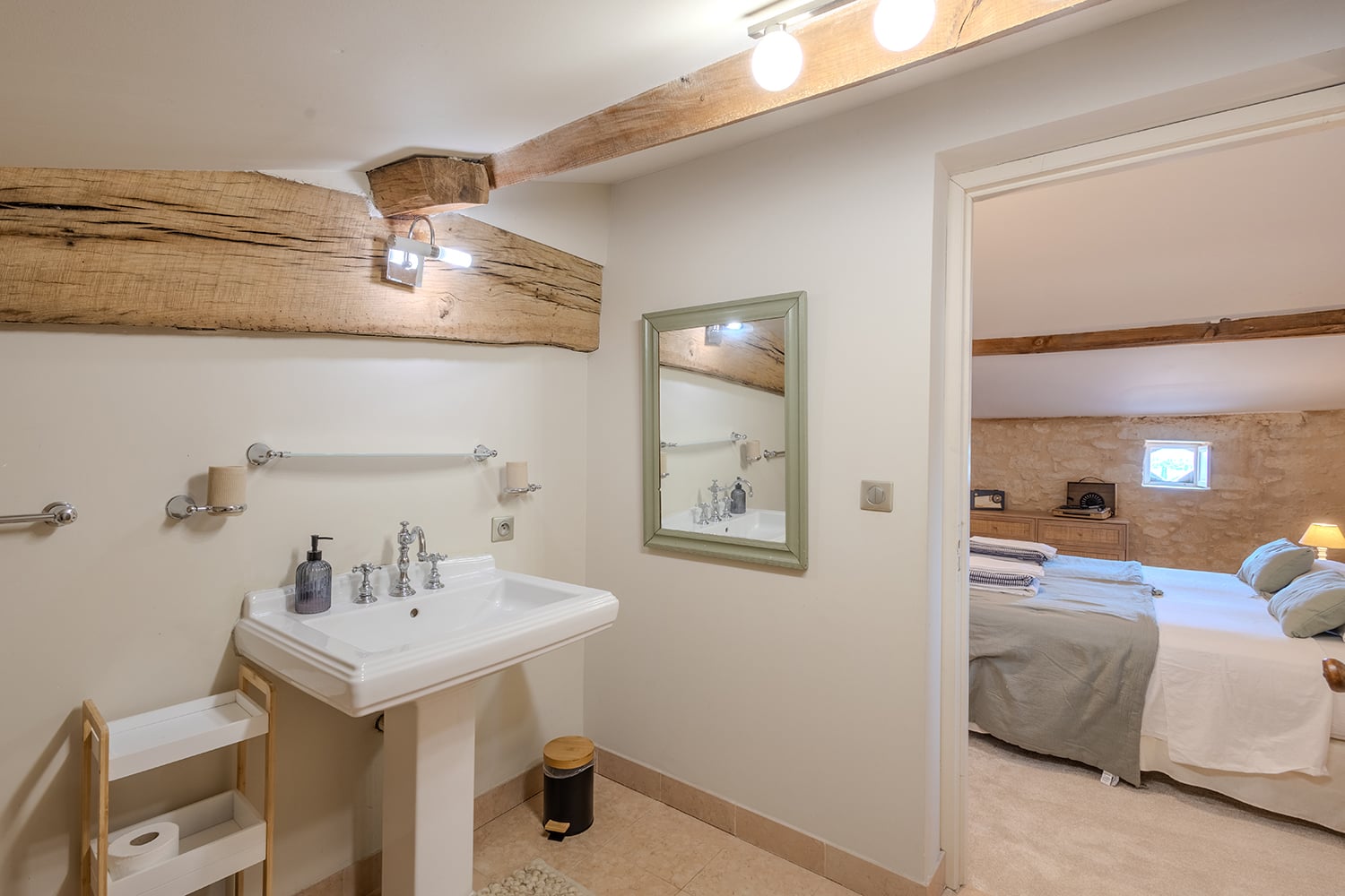 Salle de bain | Maison à louer à Duras