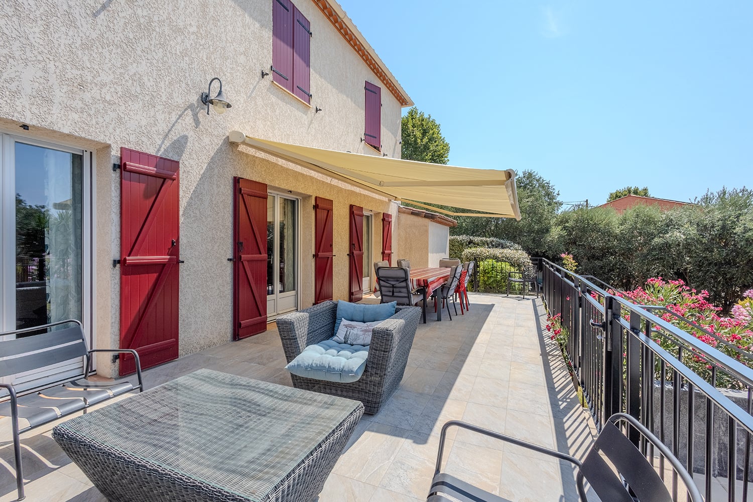 Terrasse ombragée