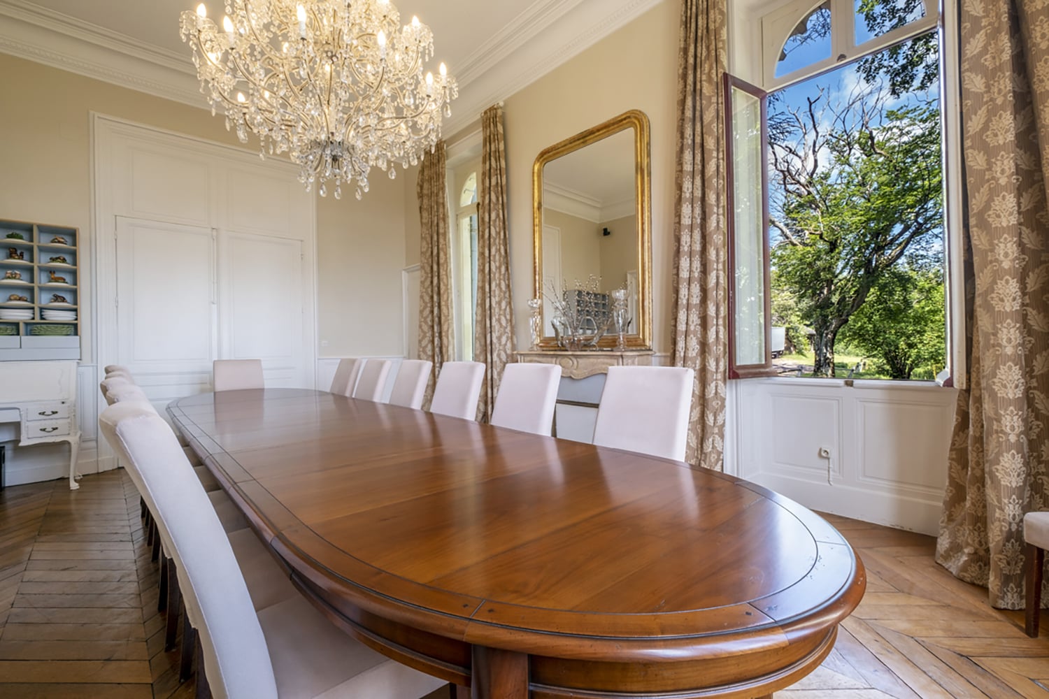 Salle à manger | Château de vacances en Nouvelle-Aquitaine