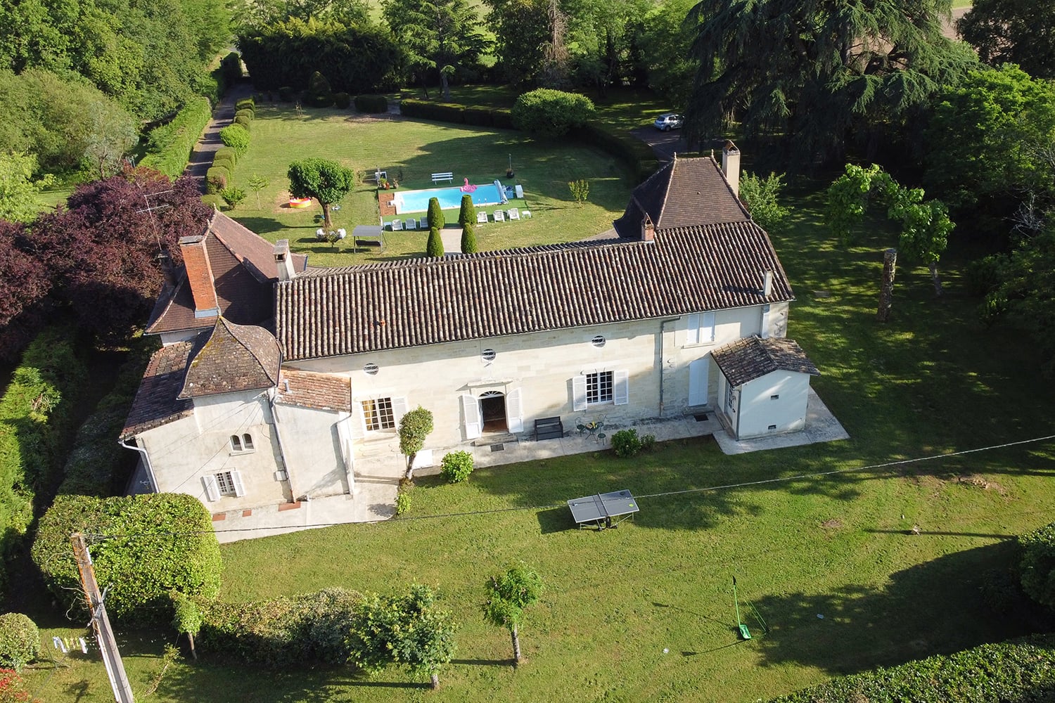 Château de vacances en Dordogne avec piscine privée chauffée