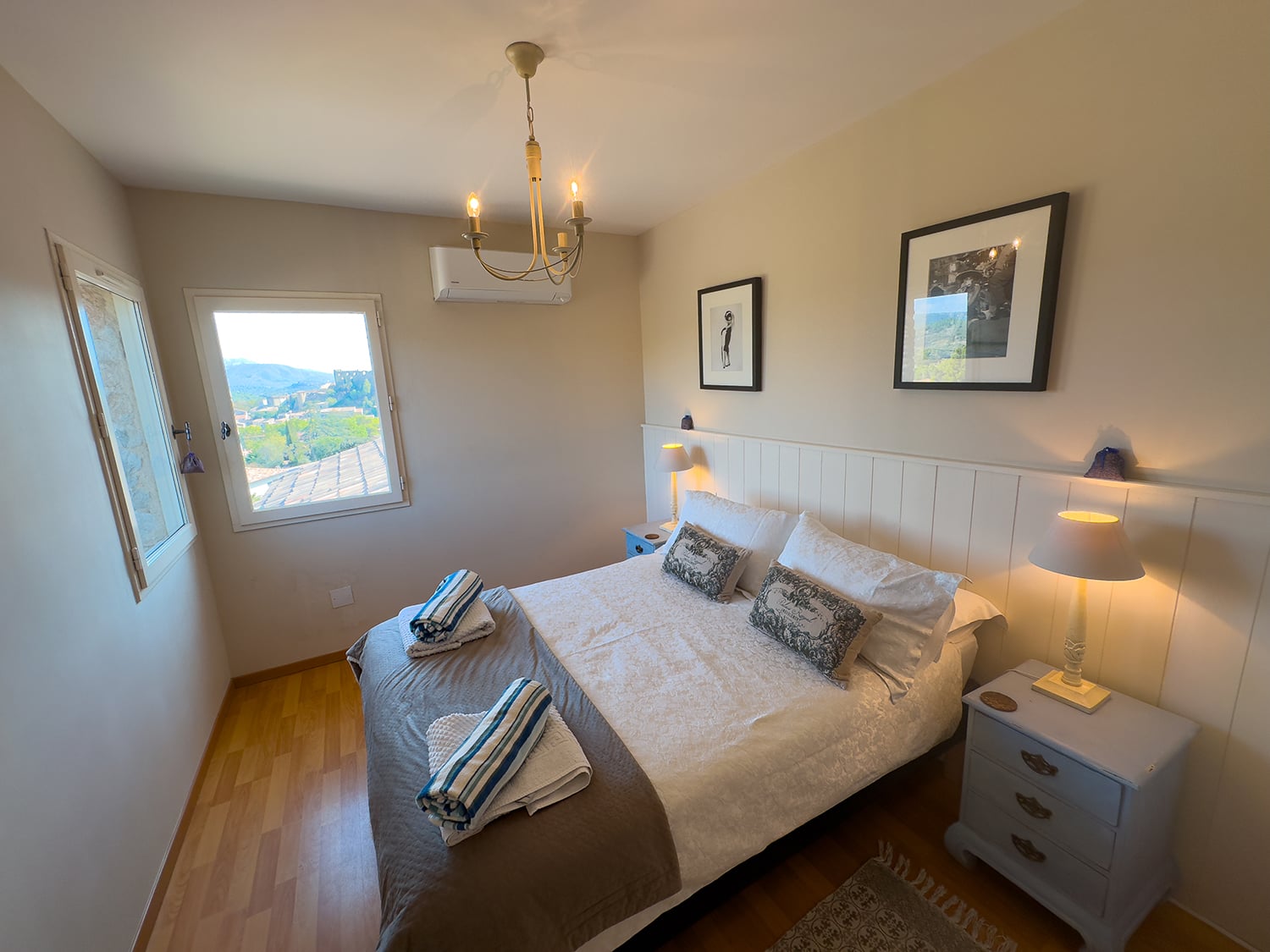 Chambre | Villa de vacances à Durban-Corbières