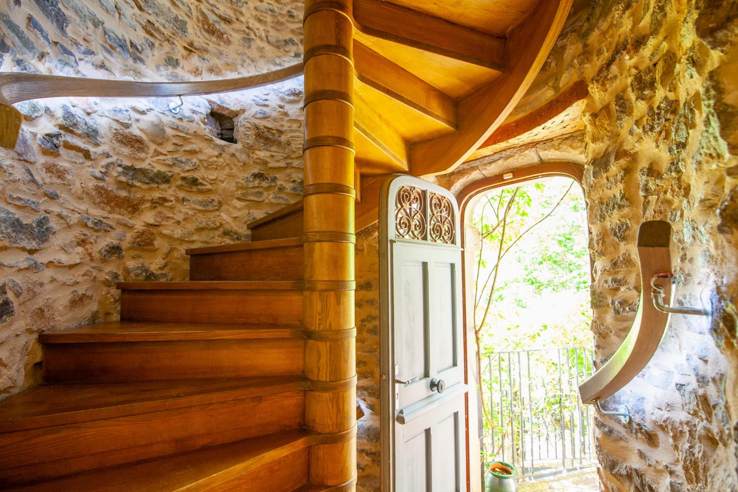 Escalier | Maison de vacances dans le sud de la France