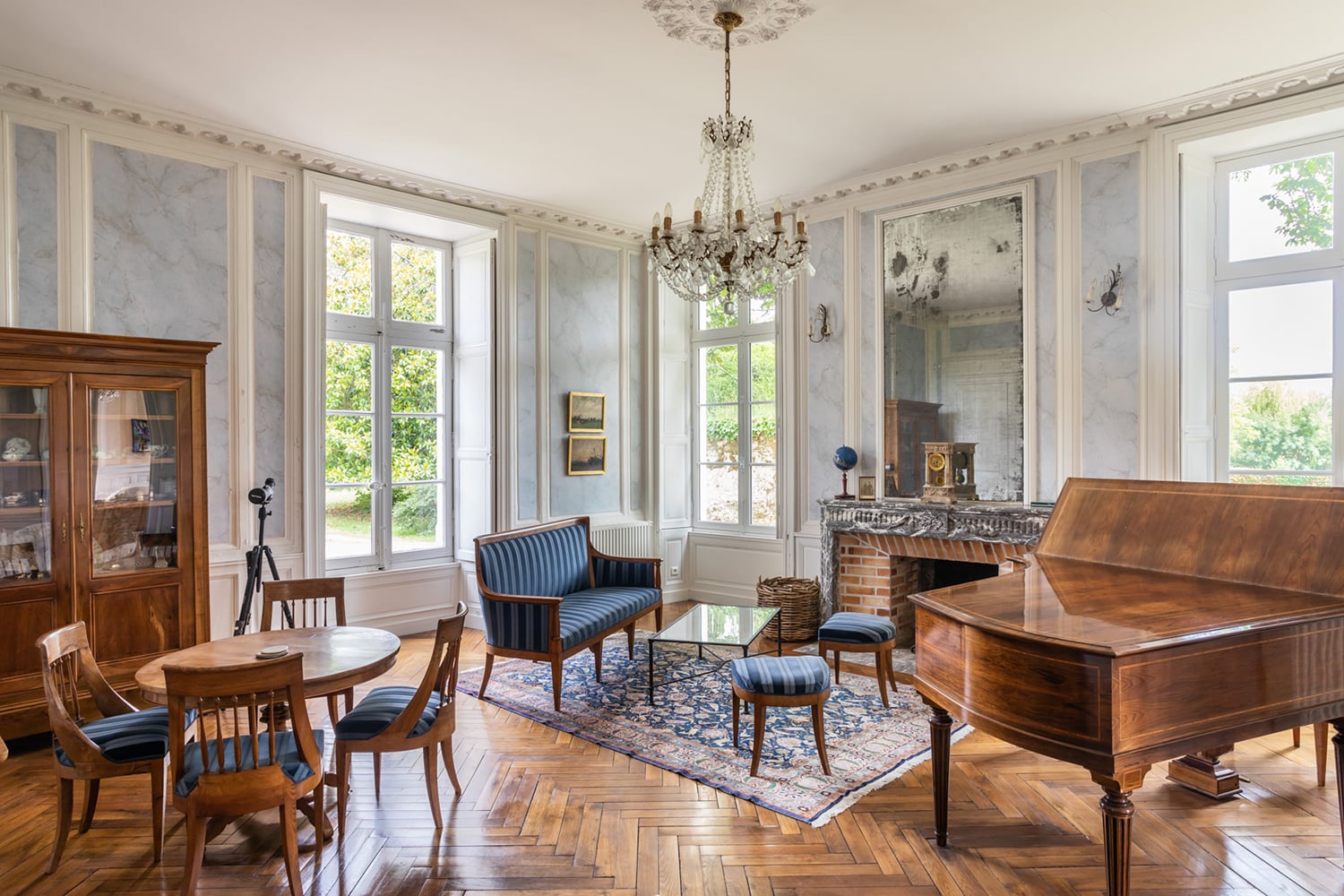 Salon