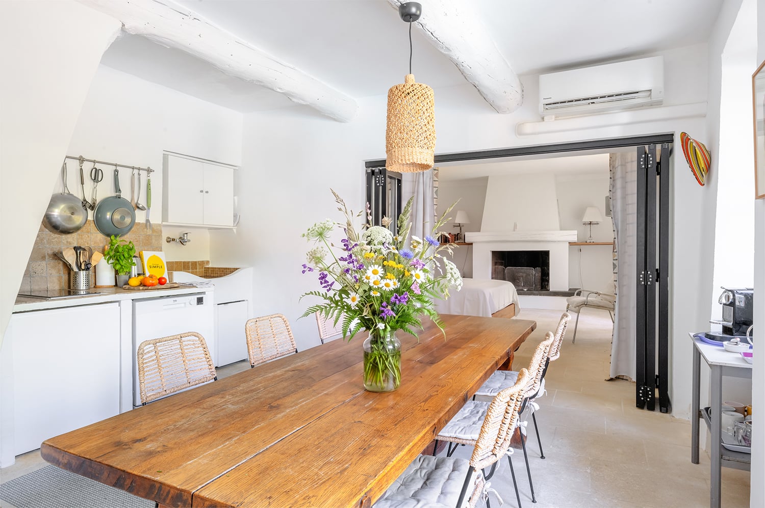 Salle à manger | Cottage de vacances avec piscine privée à Gordes