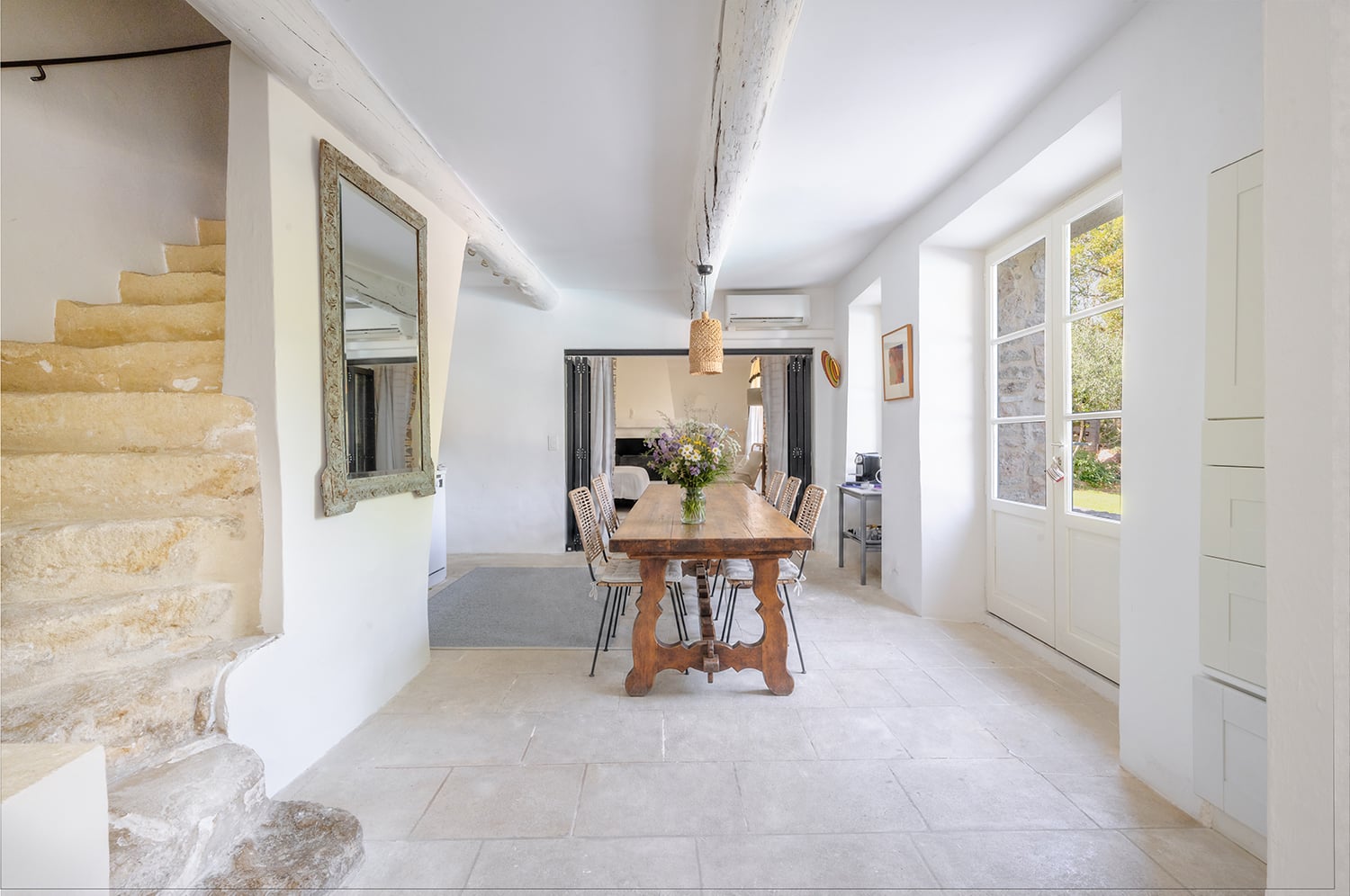 Salle à manger | Cottage de vacances avec piscine privée à Gordes