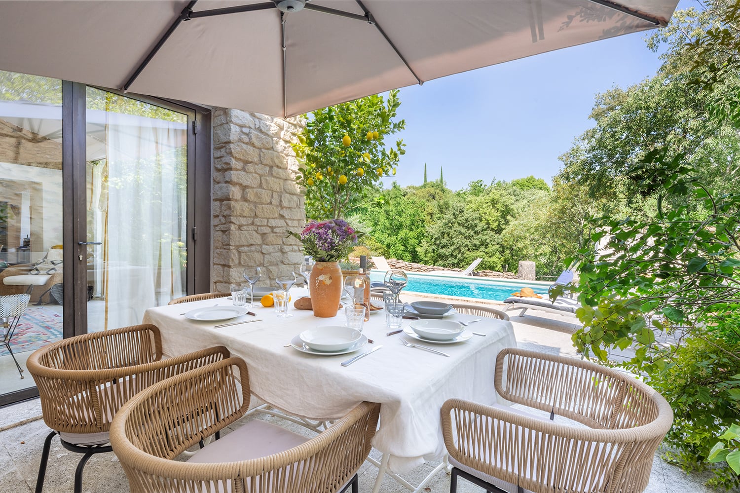 Terrasse de salle à manger