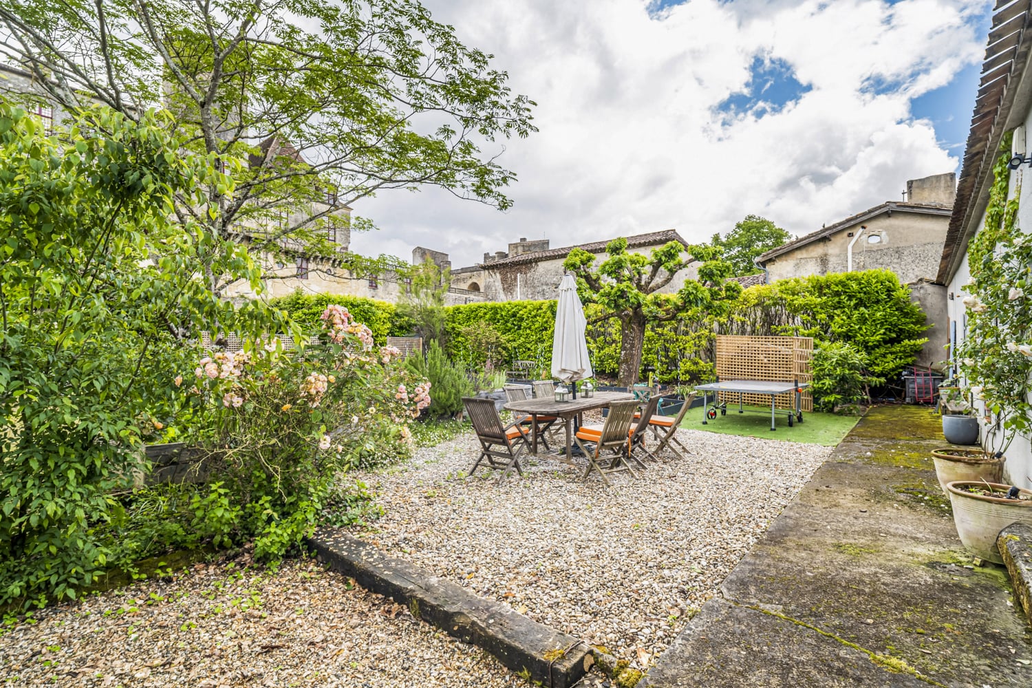 Terrasse de salle à manger