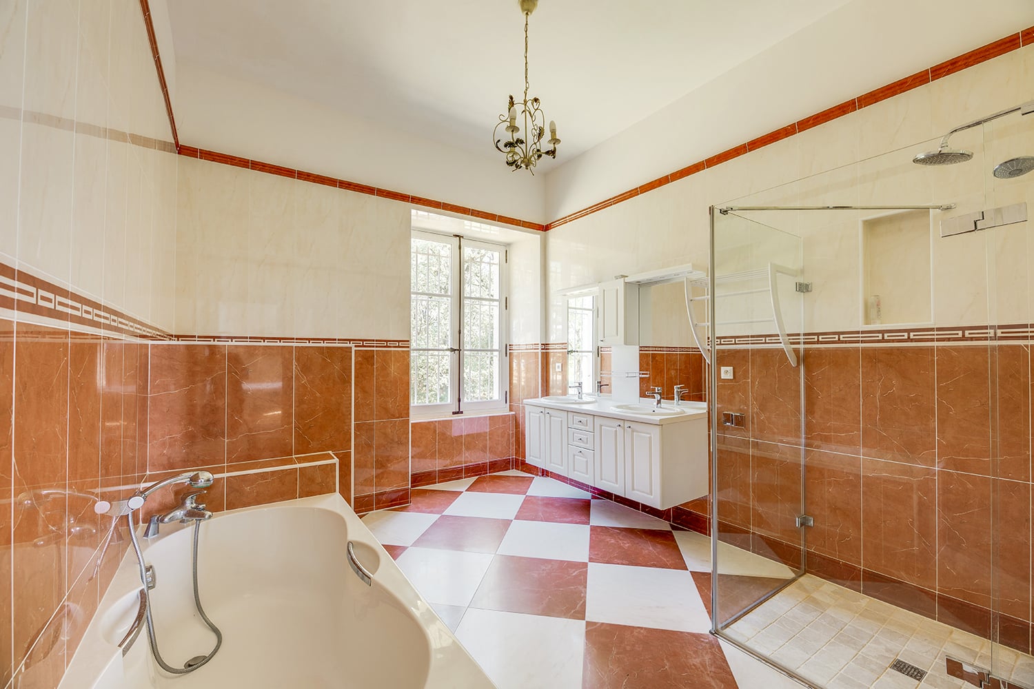 Salle de bain | Château de vacances en Nouvelle-Aquitaine