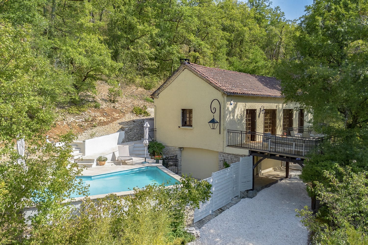 Maison de vacances dans le Lot avec piscine privée Maison de vacances dans le Lot avec piscine privée