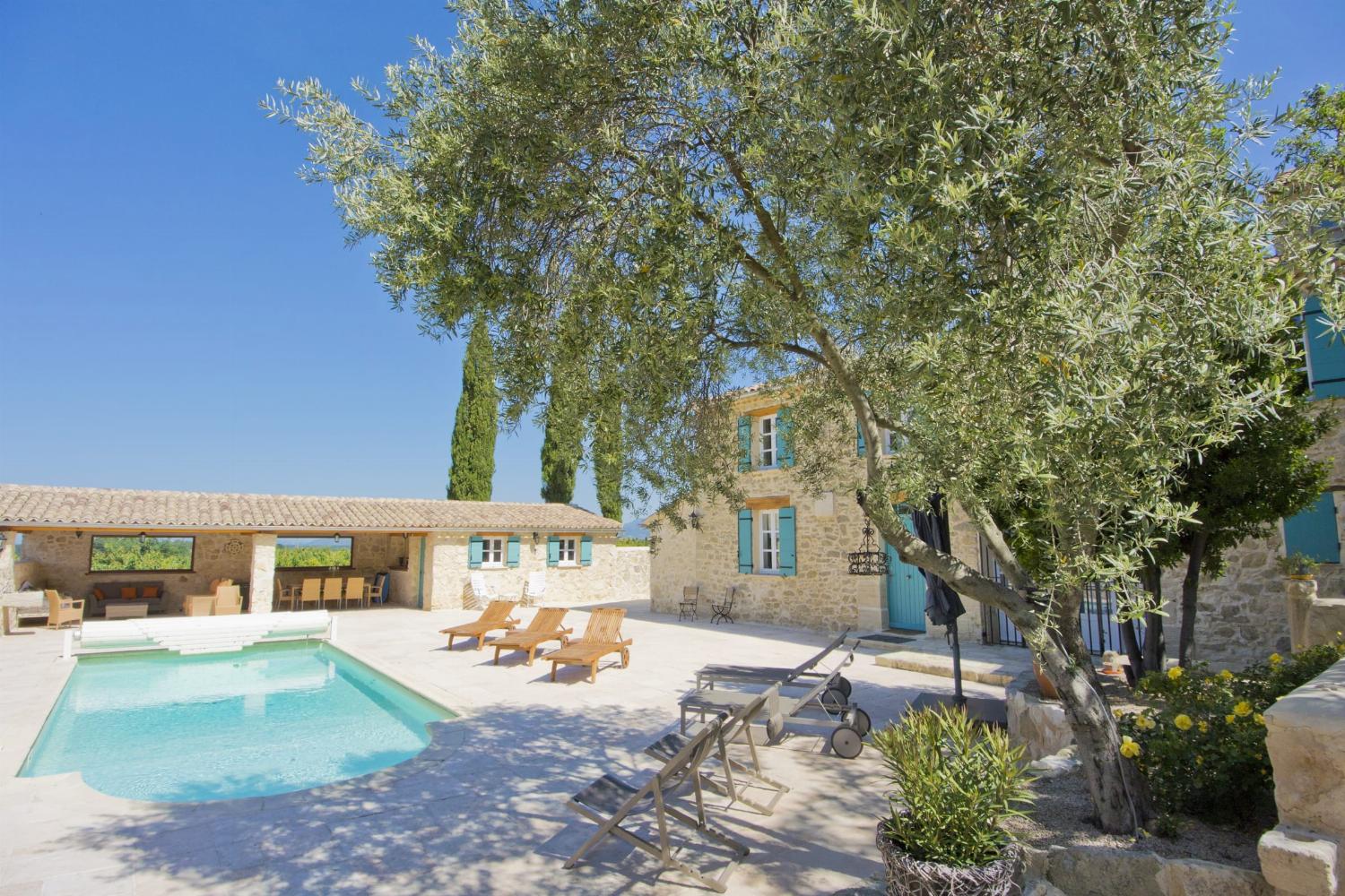 Location maison en Provence avec piscine privée