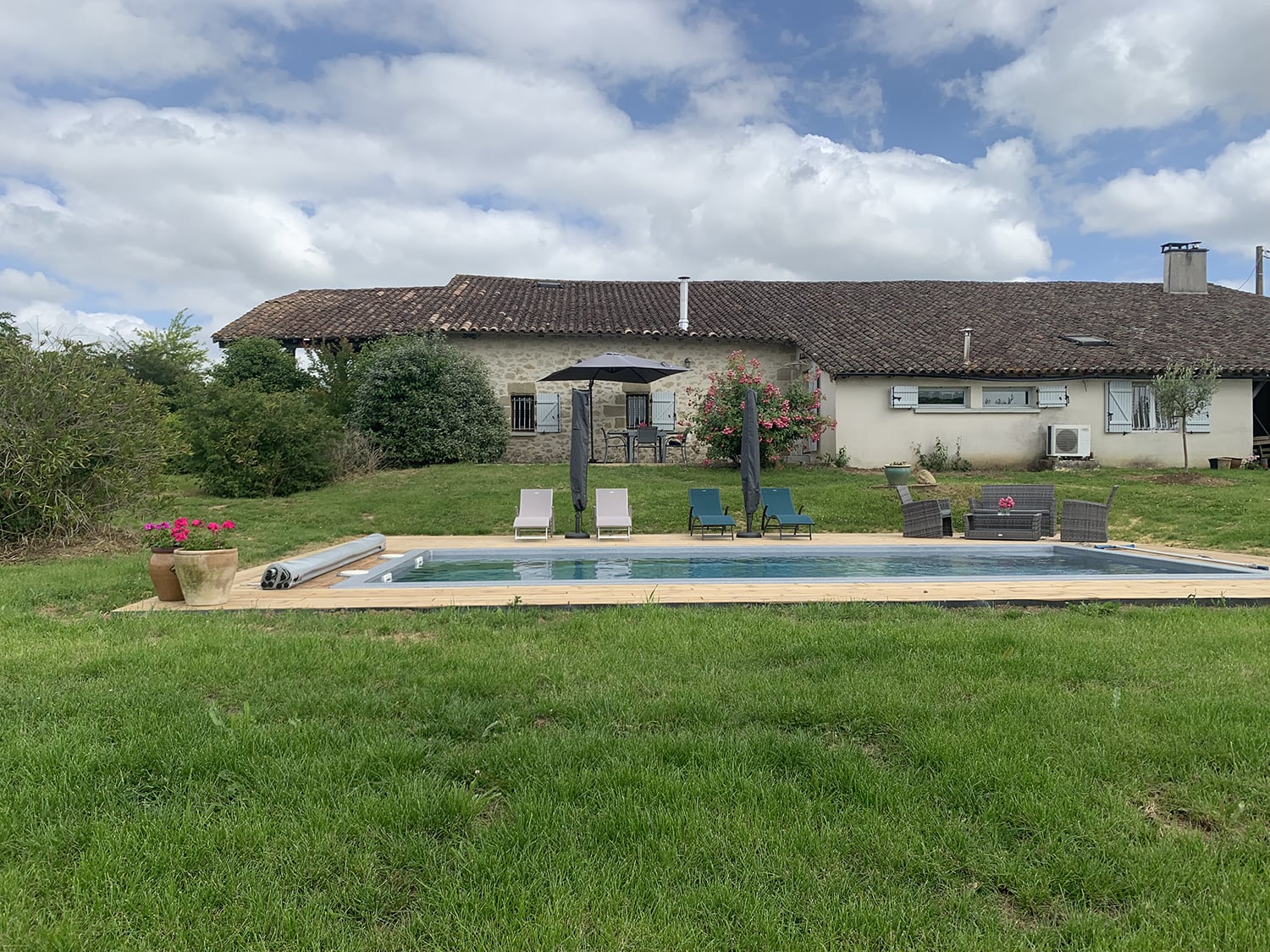 Maison de vacances en Nouvelle-Aquitaine avec piscine privée