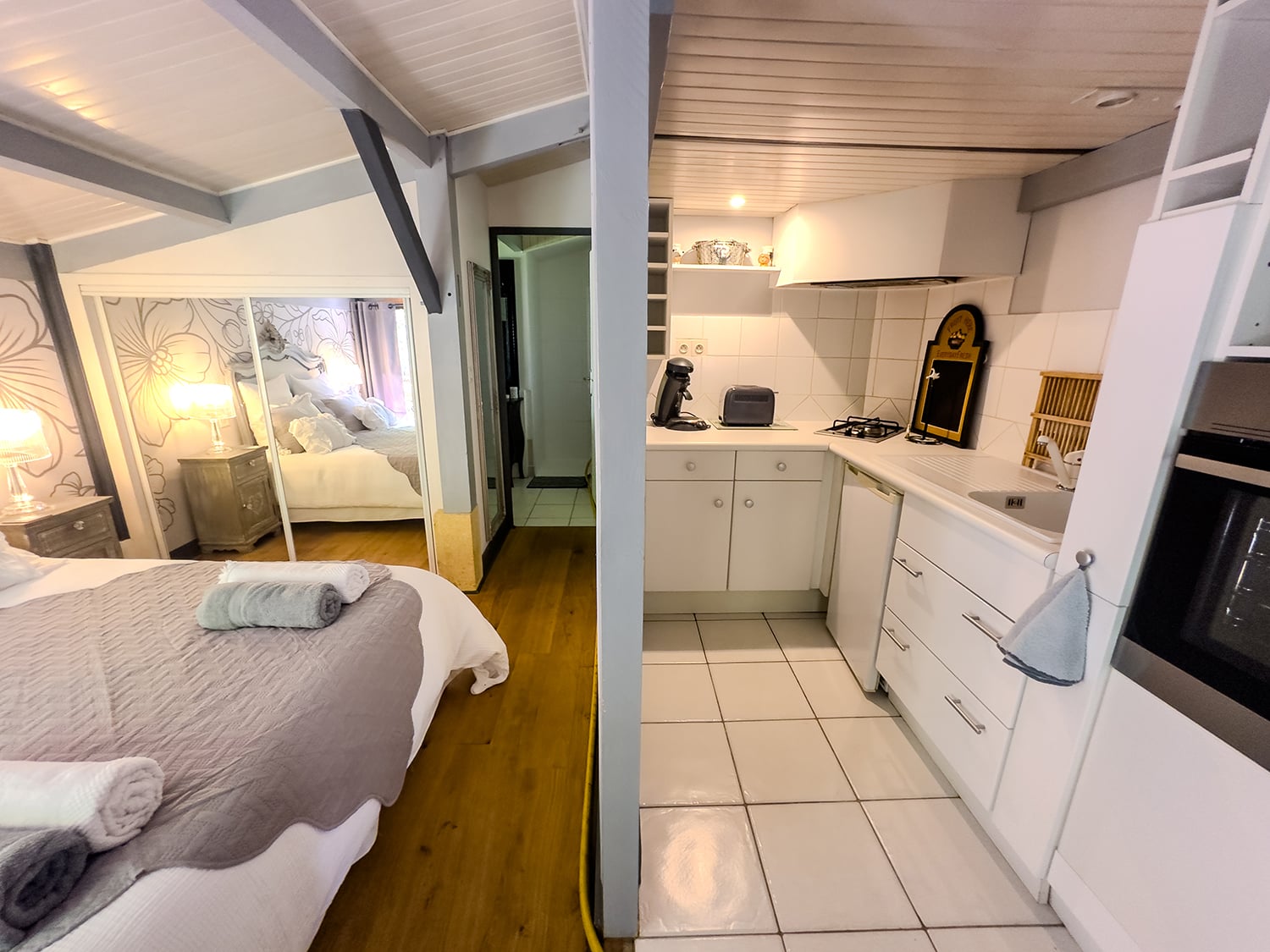 Chambre et cuisine | Maison de vacances près de Sarlat-la-Canéda