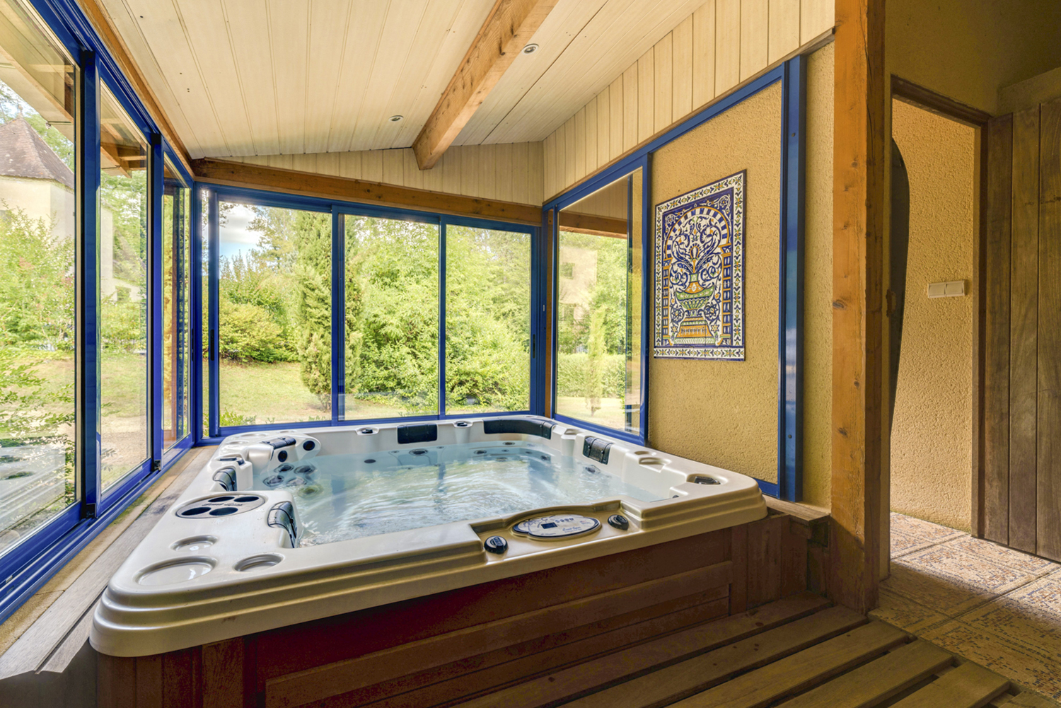 Jacuzzi