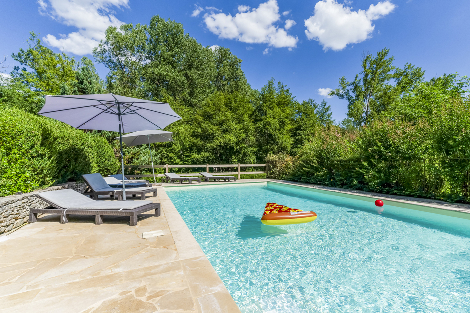Private pool Private pool