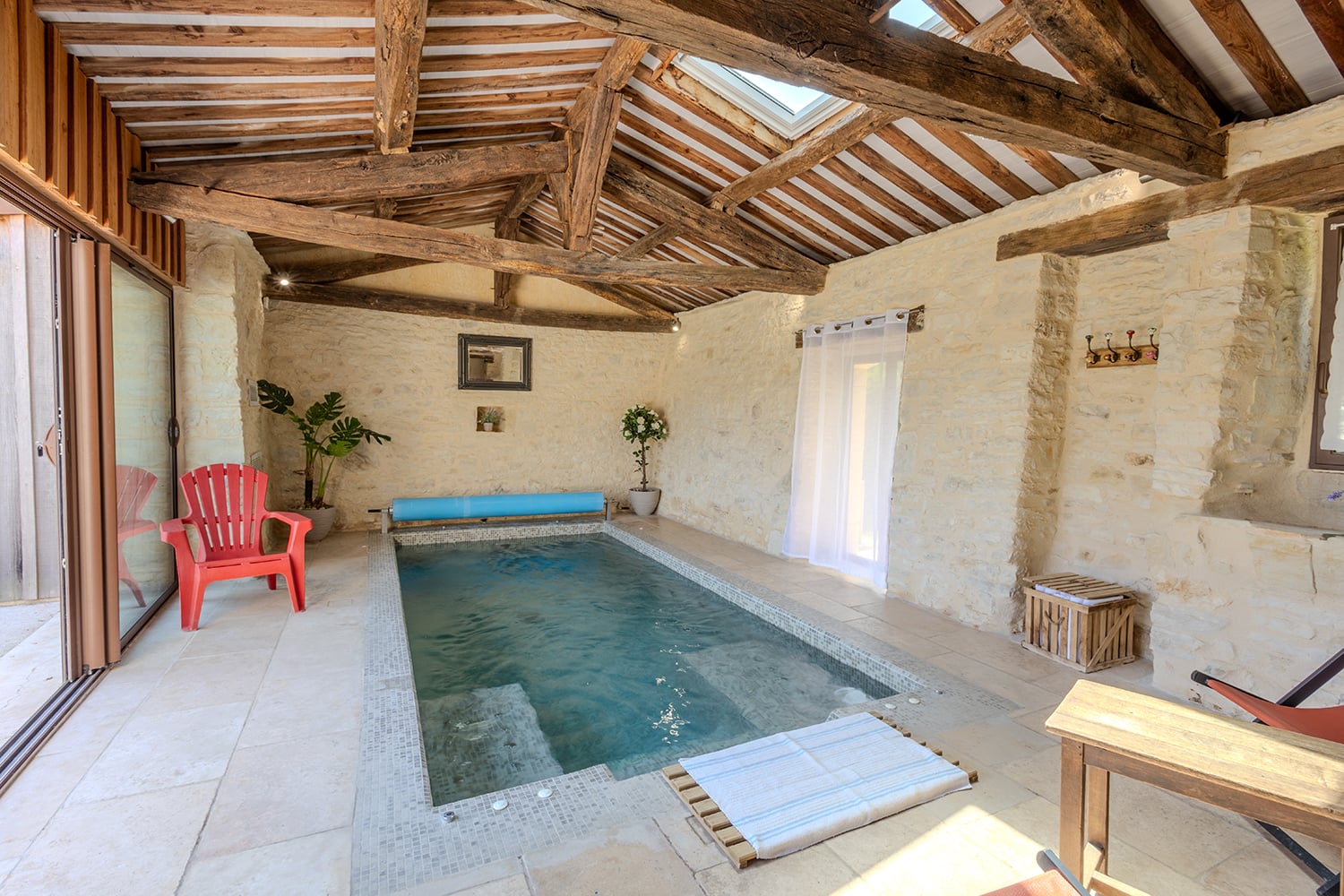 Piscine intérieure privée chauffée