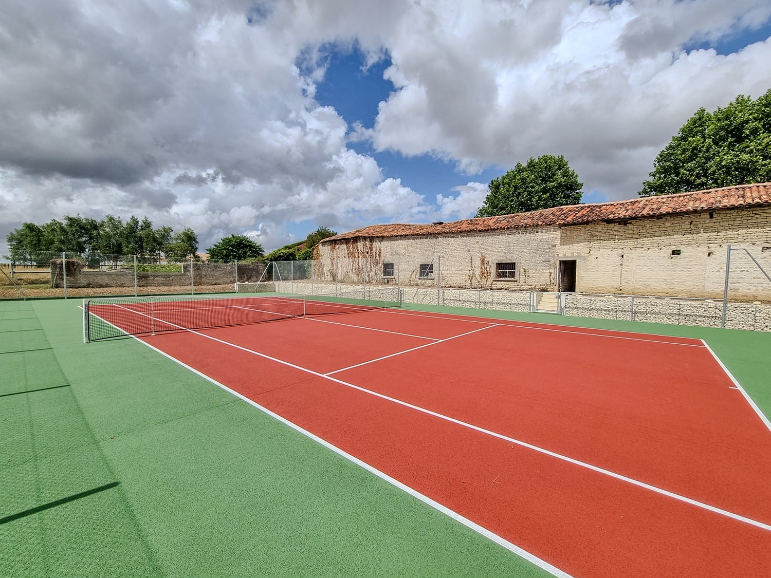 Court de tennis privé
