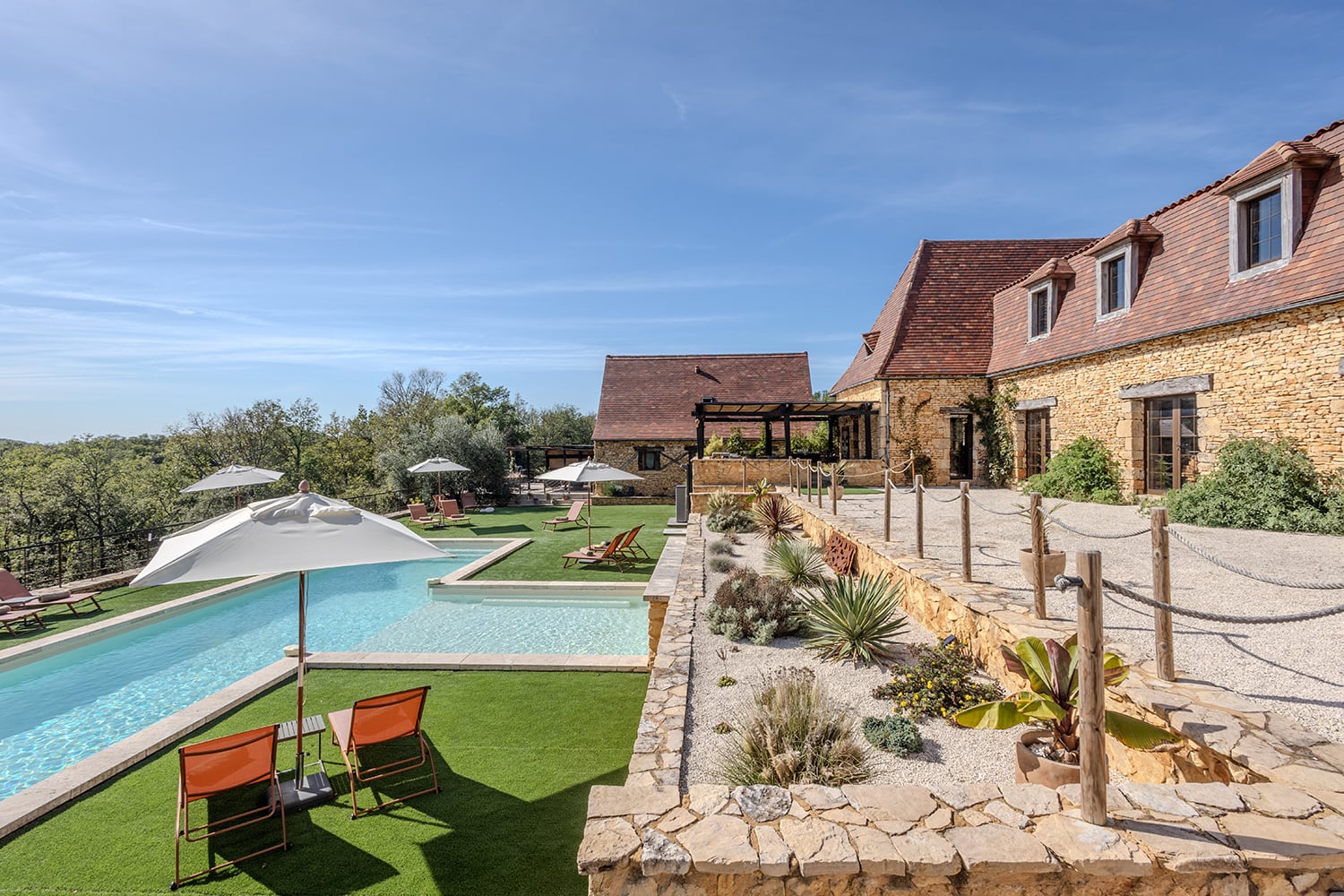 Holiday home in Nouvelle-Aquitaine with private pool