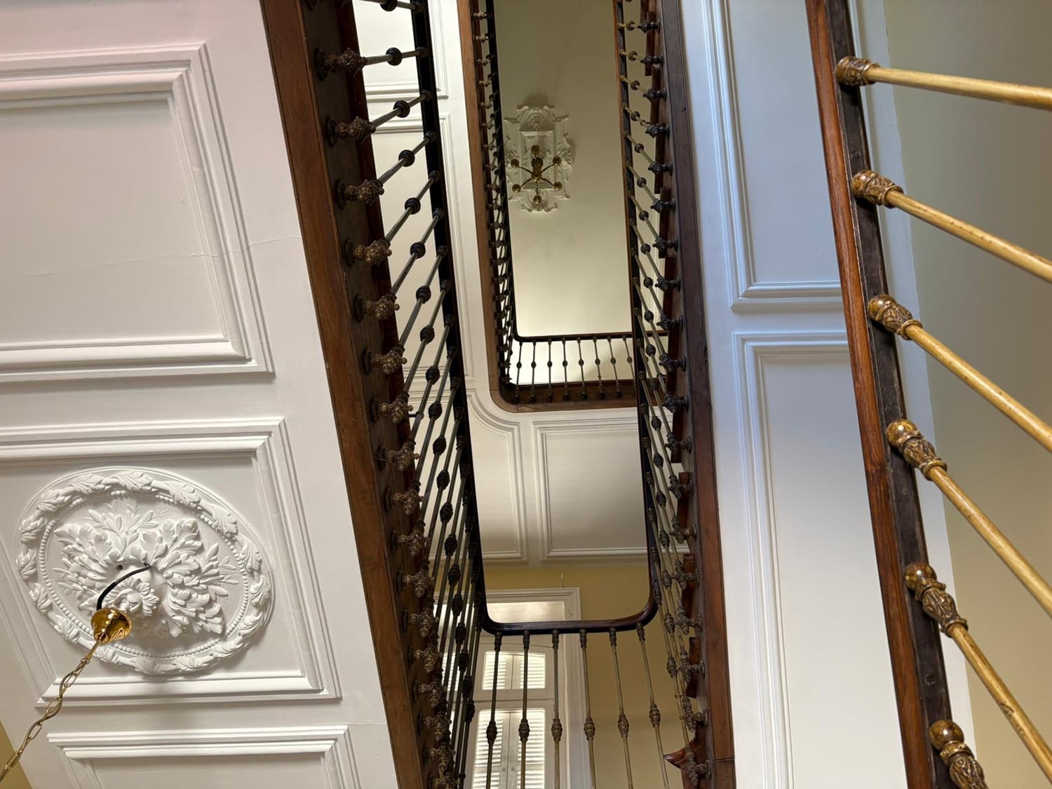 Escalier | Château de vacances en Nouvelle-Aquitaine