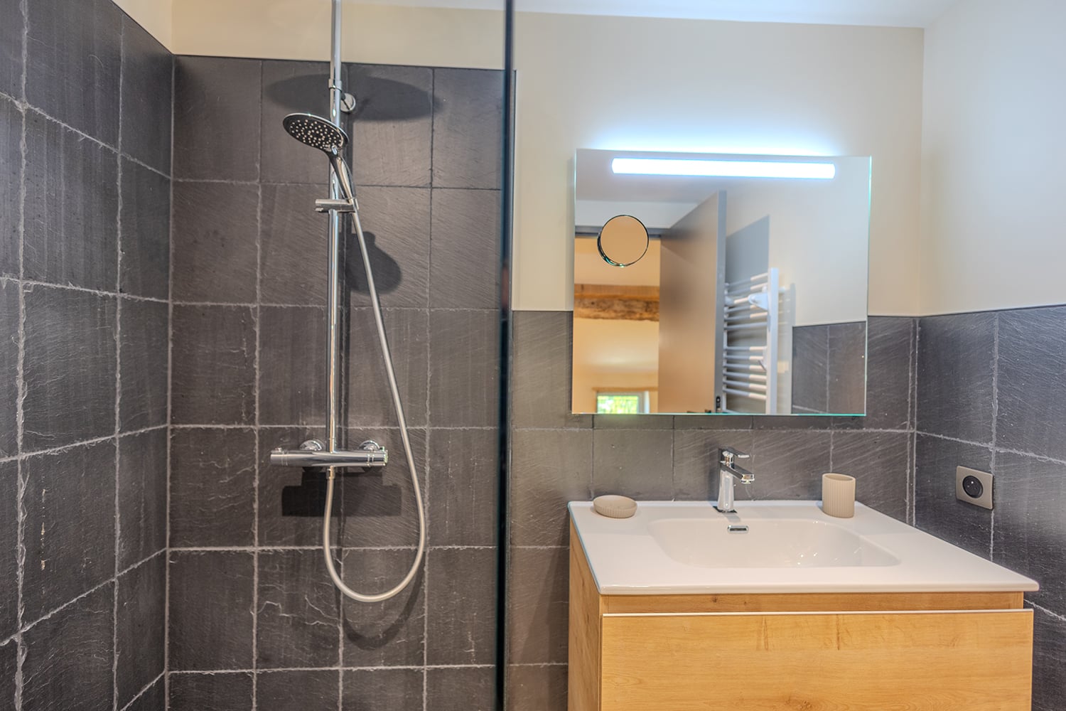 Salle de bain | Maison de vacances à Clermont-Dessous