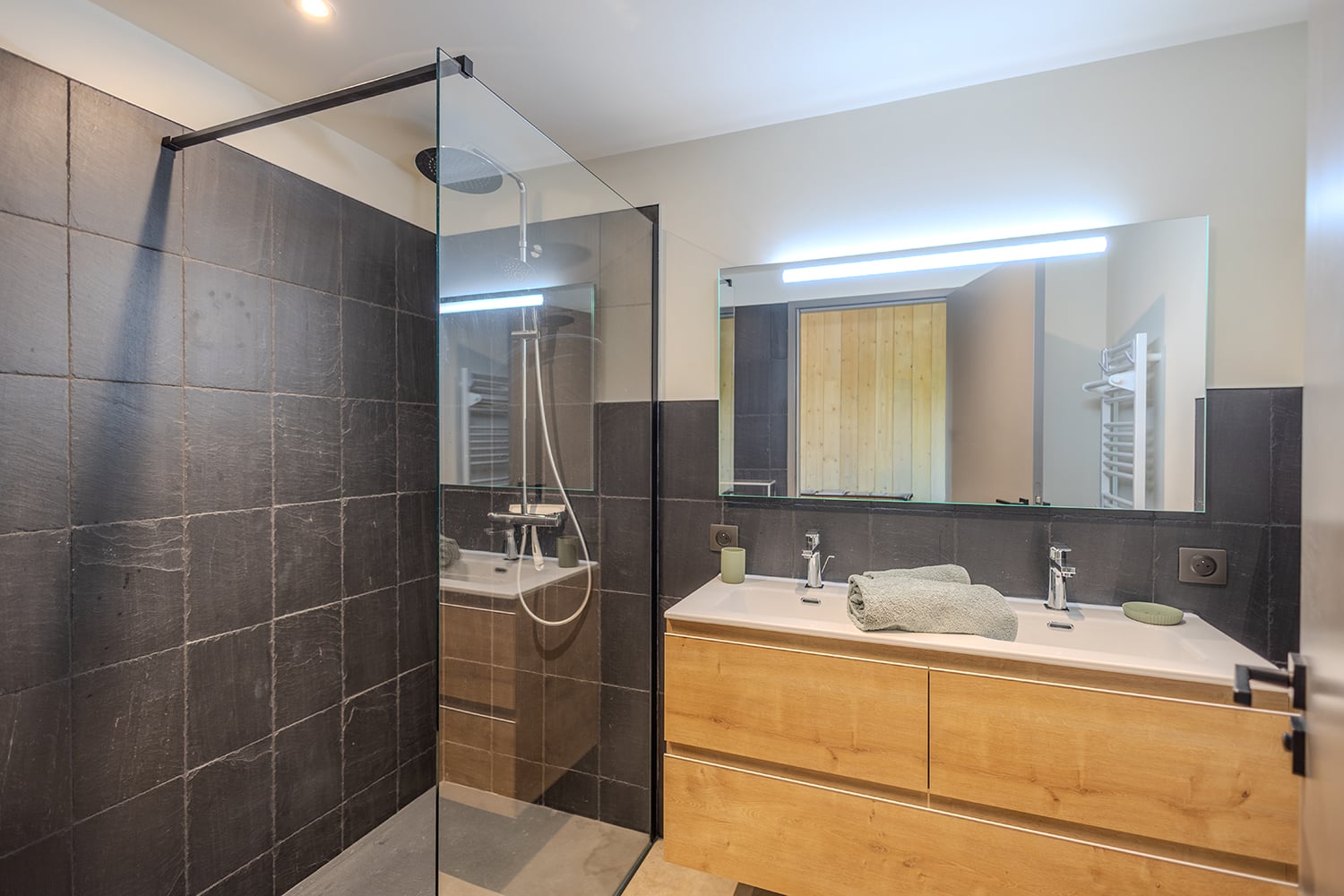 Salle de bain | Maison de vacances à Clermont-Dessous