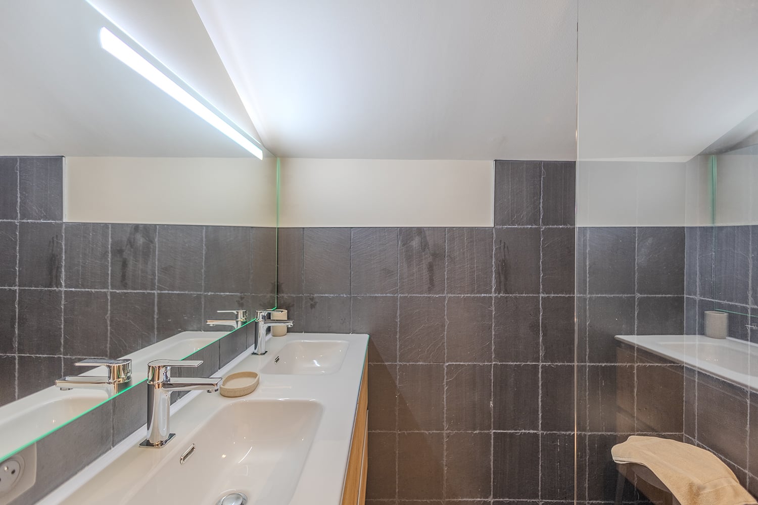 Salle de bain | Maison de vacances à Clermont-Dessous