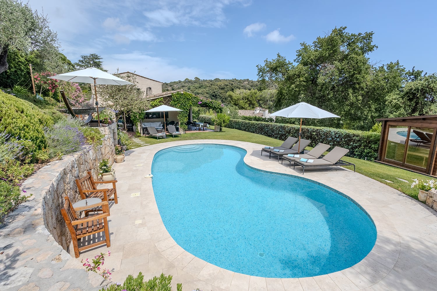 Private pool