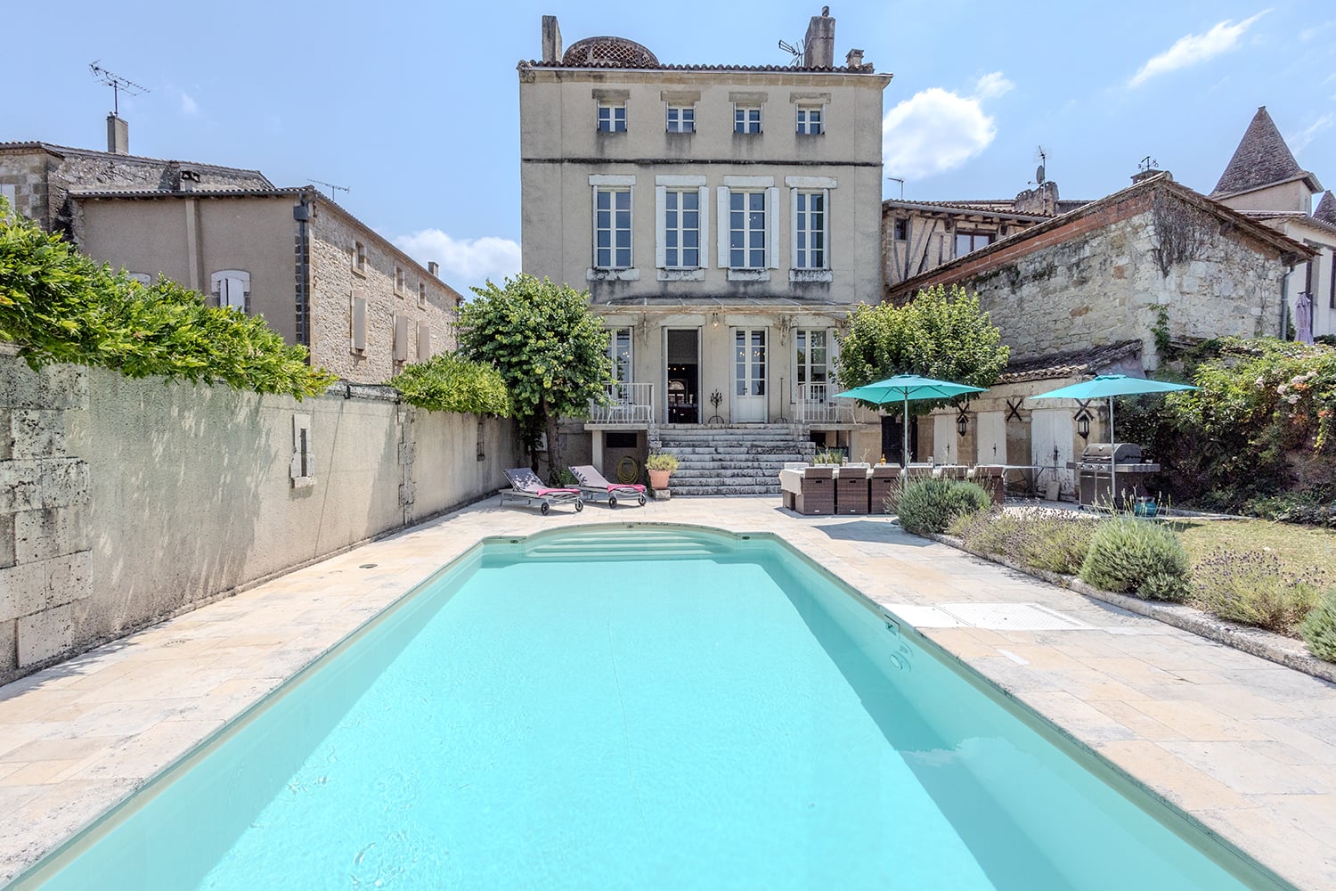 La Maison aux Cariatides